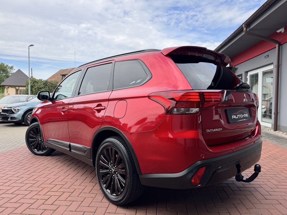 Mitsubishi Outlander, 2.0i Automat SpiritPlus LED - fotka 3