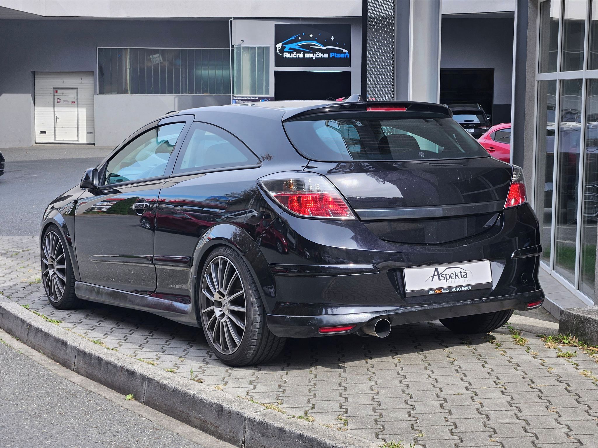 Opel Astra, 1,8 ECOTEC 103kW, 2.majitel - fotka 3