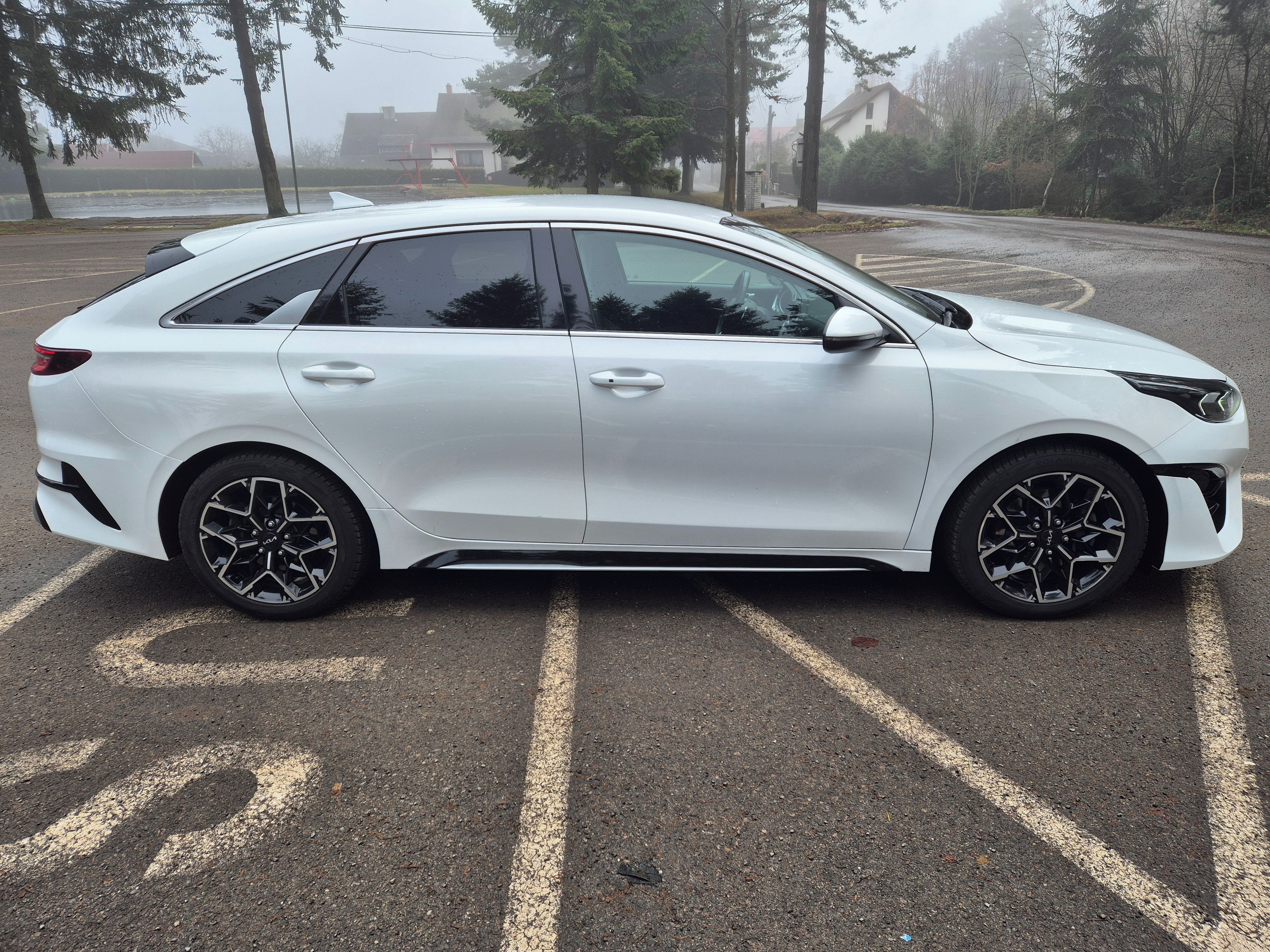Kia ProCeed, Proceed 1.5TGDi 118kW, GT Line - fotka 4