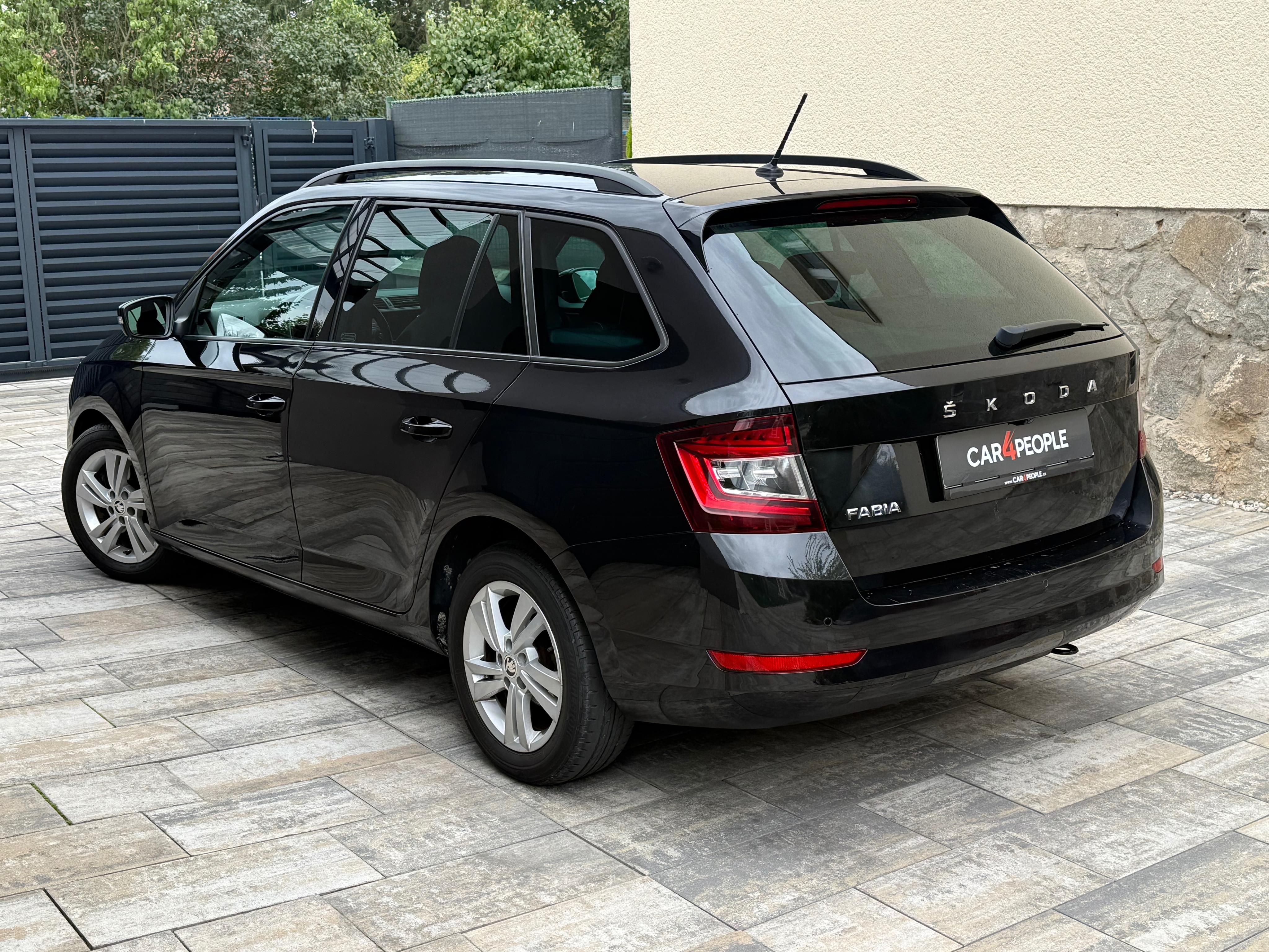 Škoda Fabia, 1.0TSi,STYLE,81kW,CZ,DPH... - fotka 4