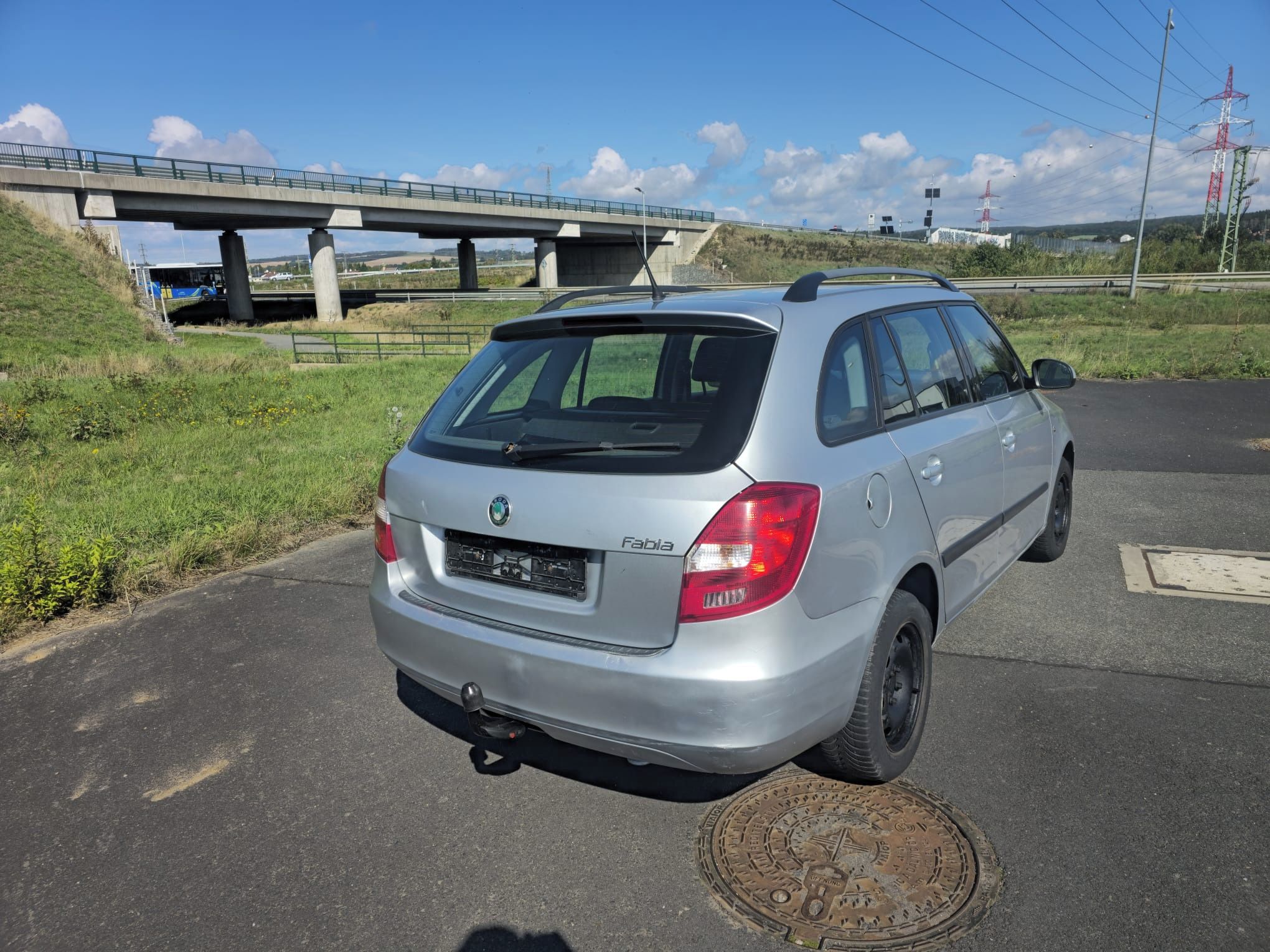 Škoda Fabia, 1.2, 63KW, KLIMA , tažné zař. - fotka 4