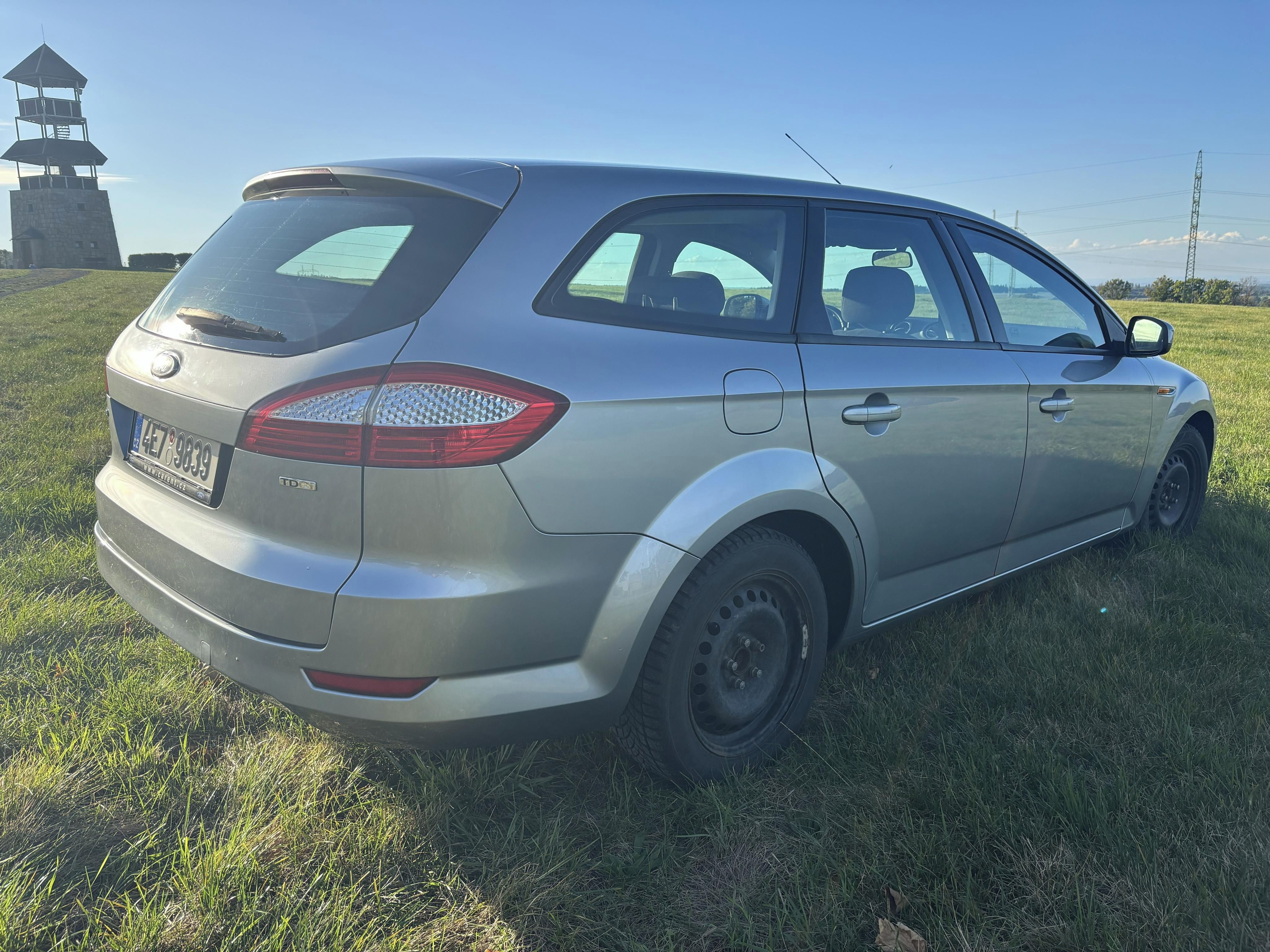 Ford Mondeo, Kombi MK4 (nová STK) - fotka 5