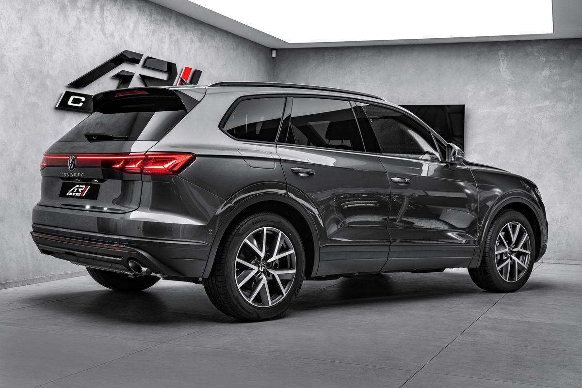 Volkswagen Touareg, V6 3,0TDI Vzduch LED Tažné - fotka 5