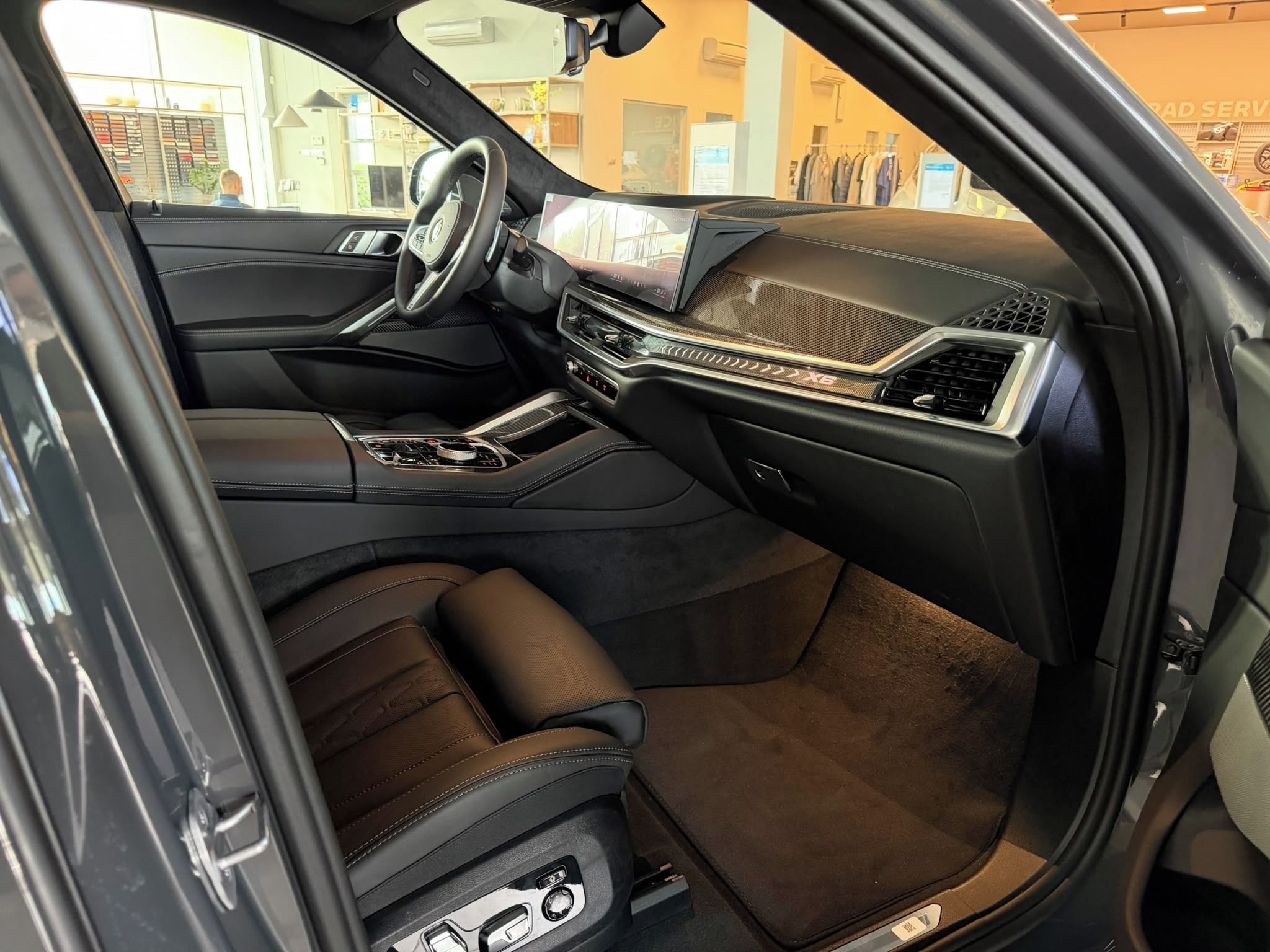 BMW X6 - fotka 6