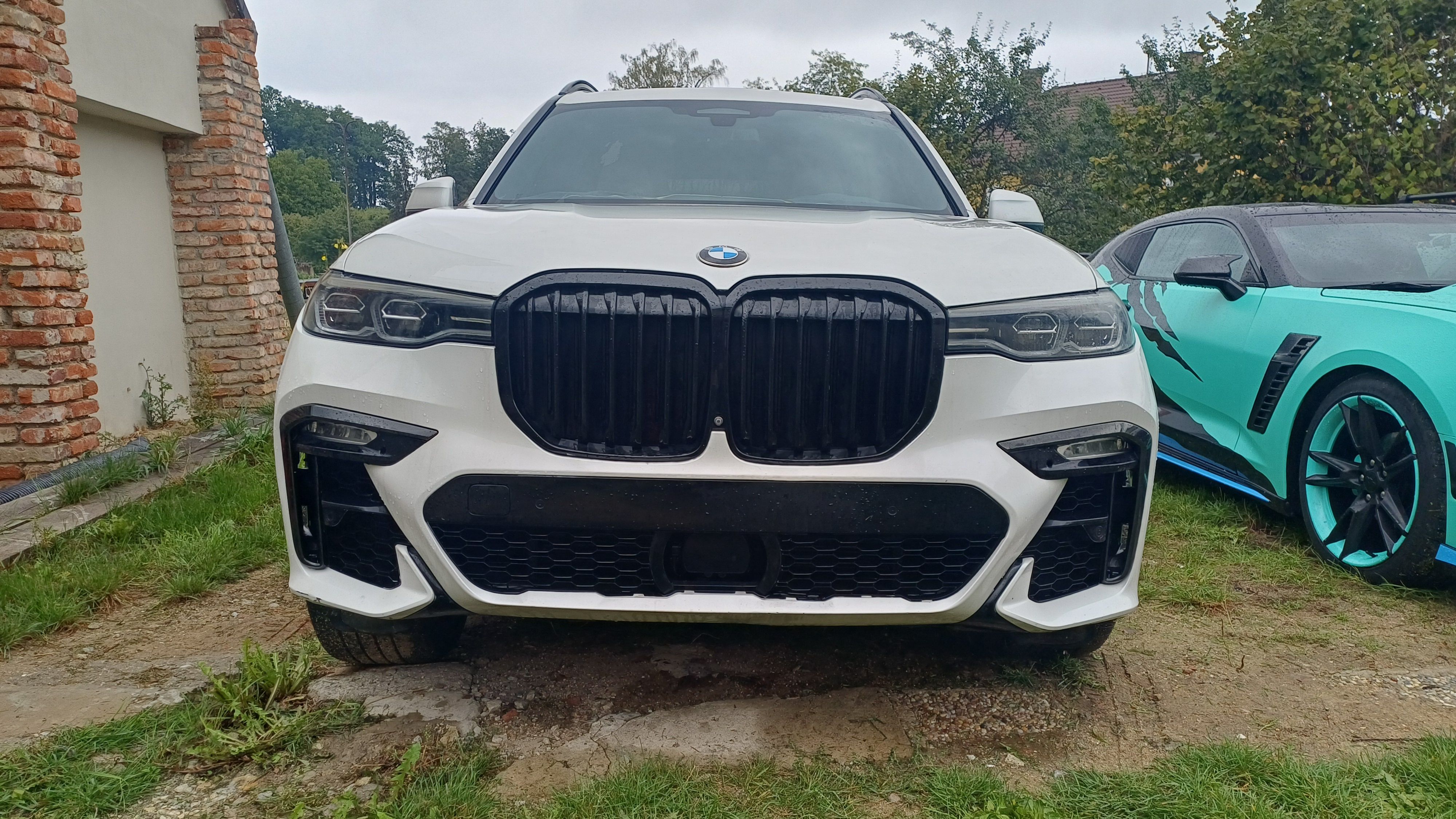 BMW X7, M50i benzin, X DRIVE, M- PAKET - fotka 2