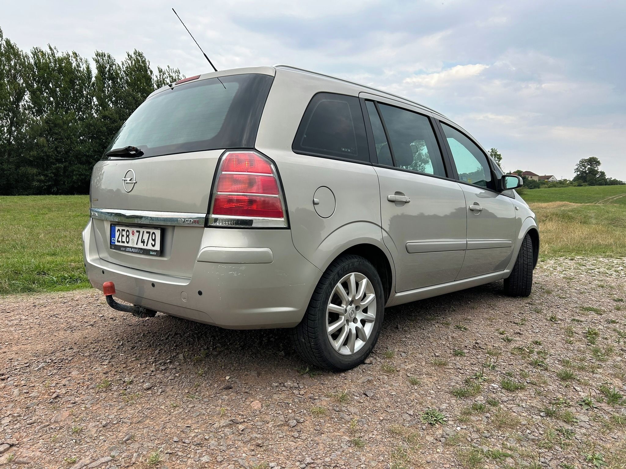 Opel Zafira, 1.9CDTi 2007 KLIMA - fotka 4