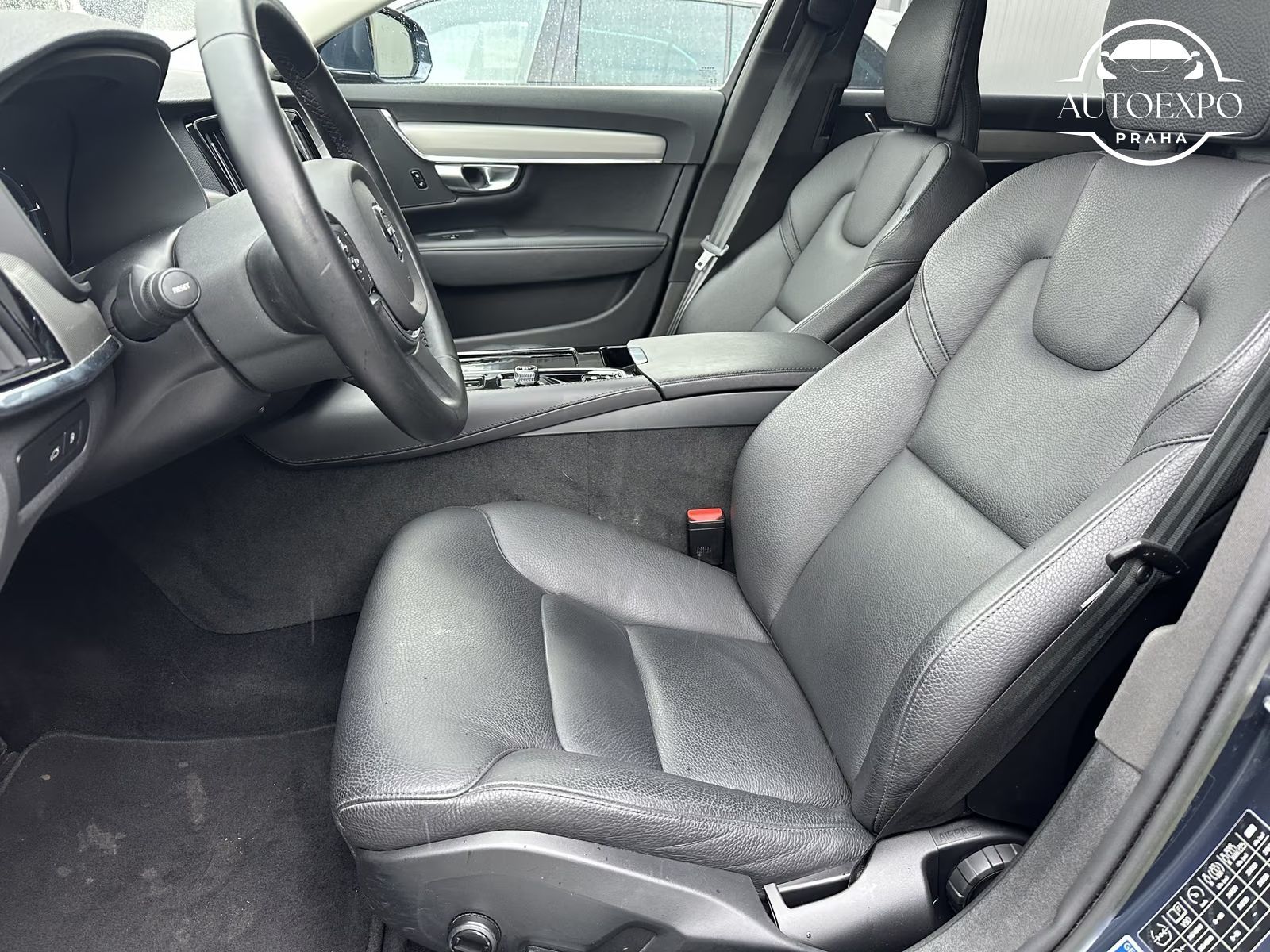 Volvo V90, T6 Recharge AWD - fotka 5