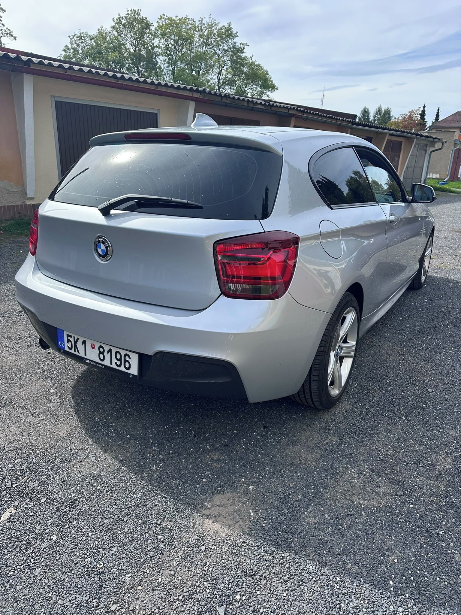 BMW Řada 1, BMW 120d M-paket - fotka 6