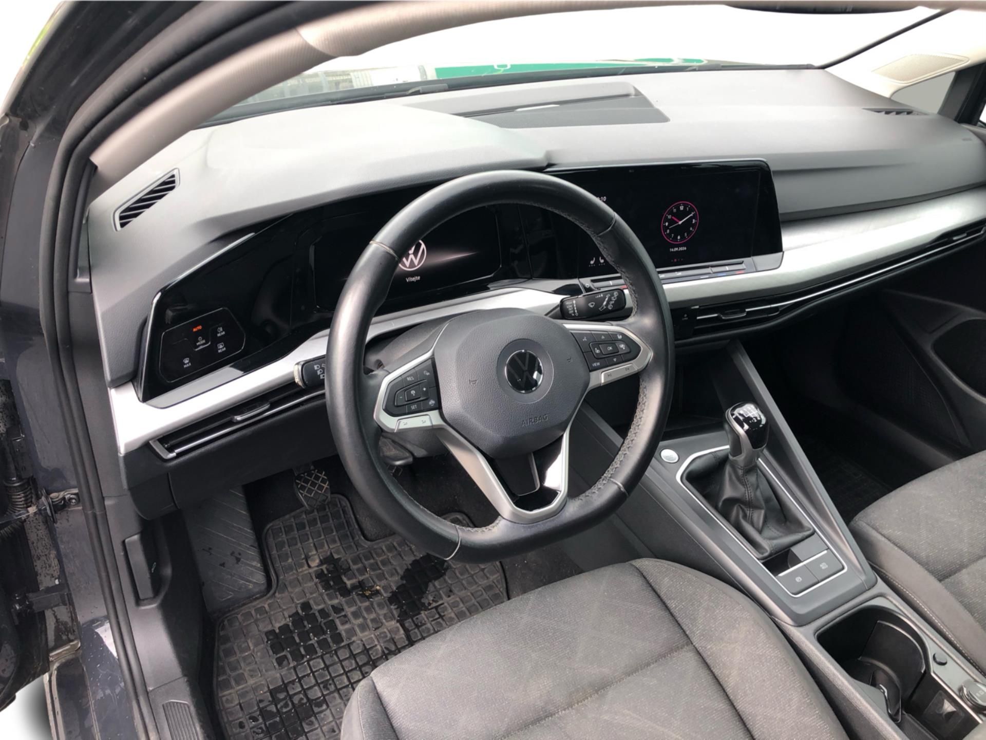 Volkswagen Golf, 1.5 TSi LIFE - fotka 5