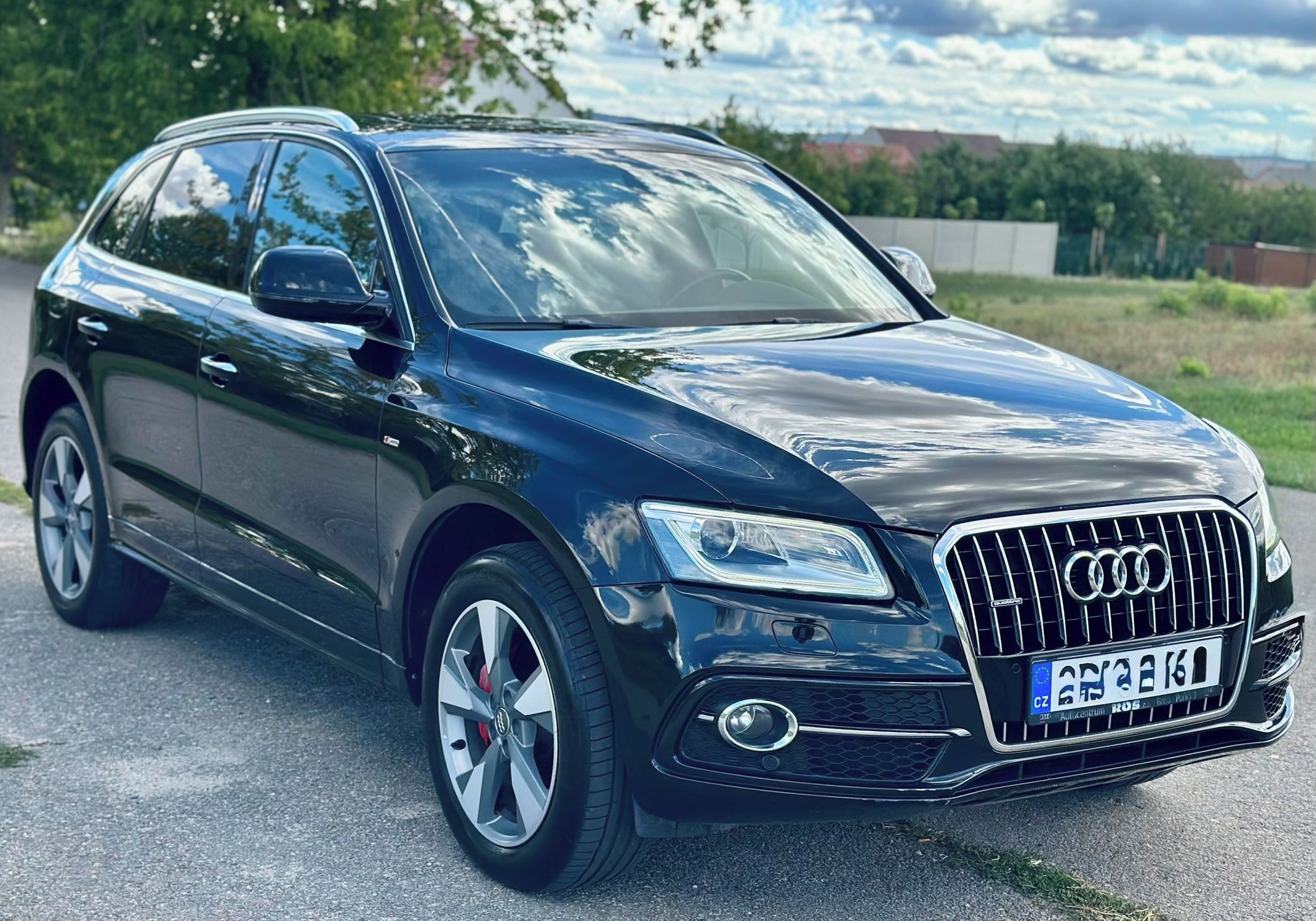 Audi Q5, 2.0TDI 140kW Quattro S-Line ČR