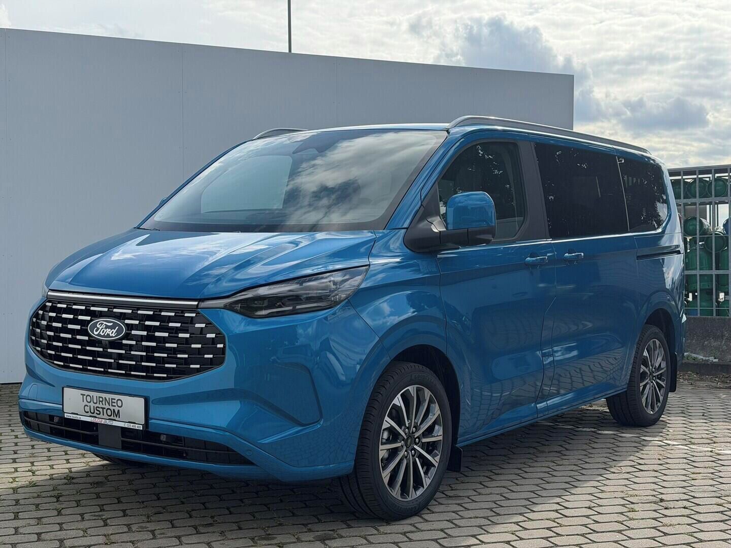 Ford Tourneo Custom, 2,5 Duratec Hybrid (PHEV) 171