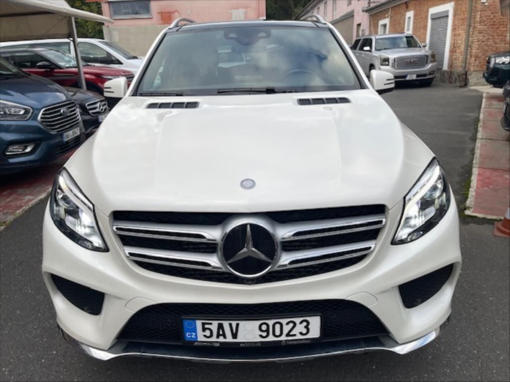 Mercedes-Benz GLE, 3,0 350d V6 4MATIC AMG PAKET - fotka 2