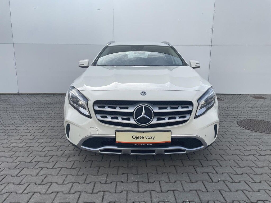 Mercedes-Benz GLA, 2.0 TDi 100 kW - fotka 4