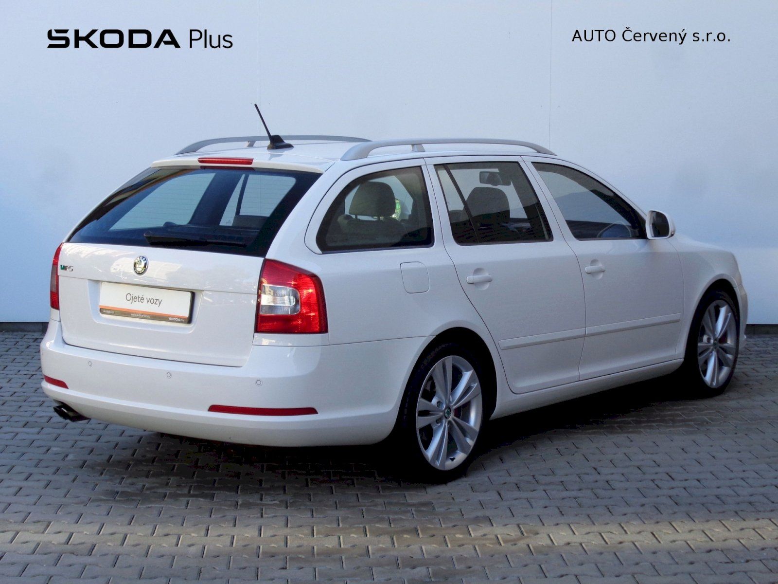 Škoda Octavia, Combi 2.0 TSI 147 kW DSG - fotka 2
