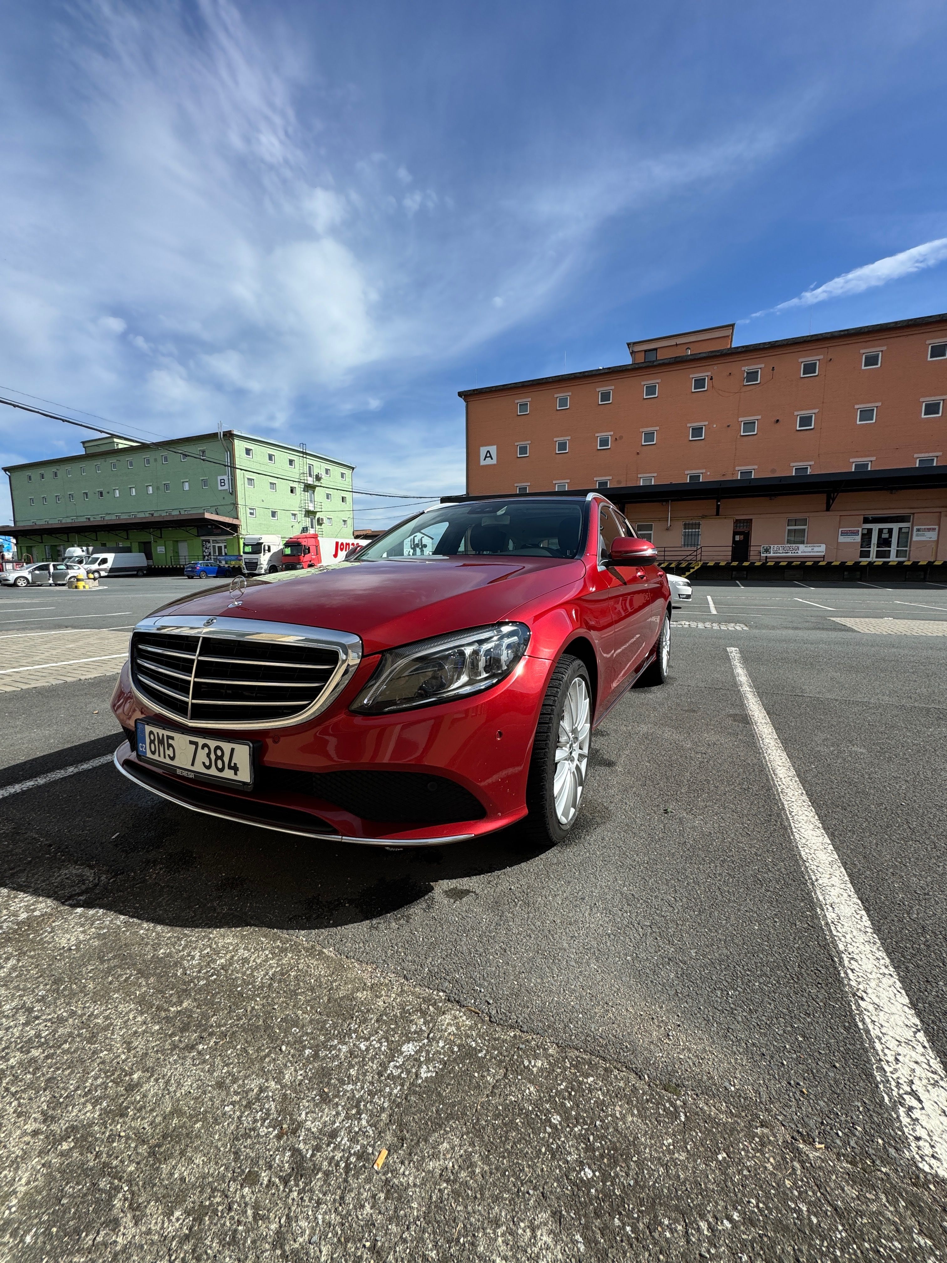 Mercedes-Benz Třídy C, Mercedes-Benz C220 4 matic - fotka 3