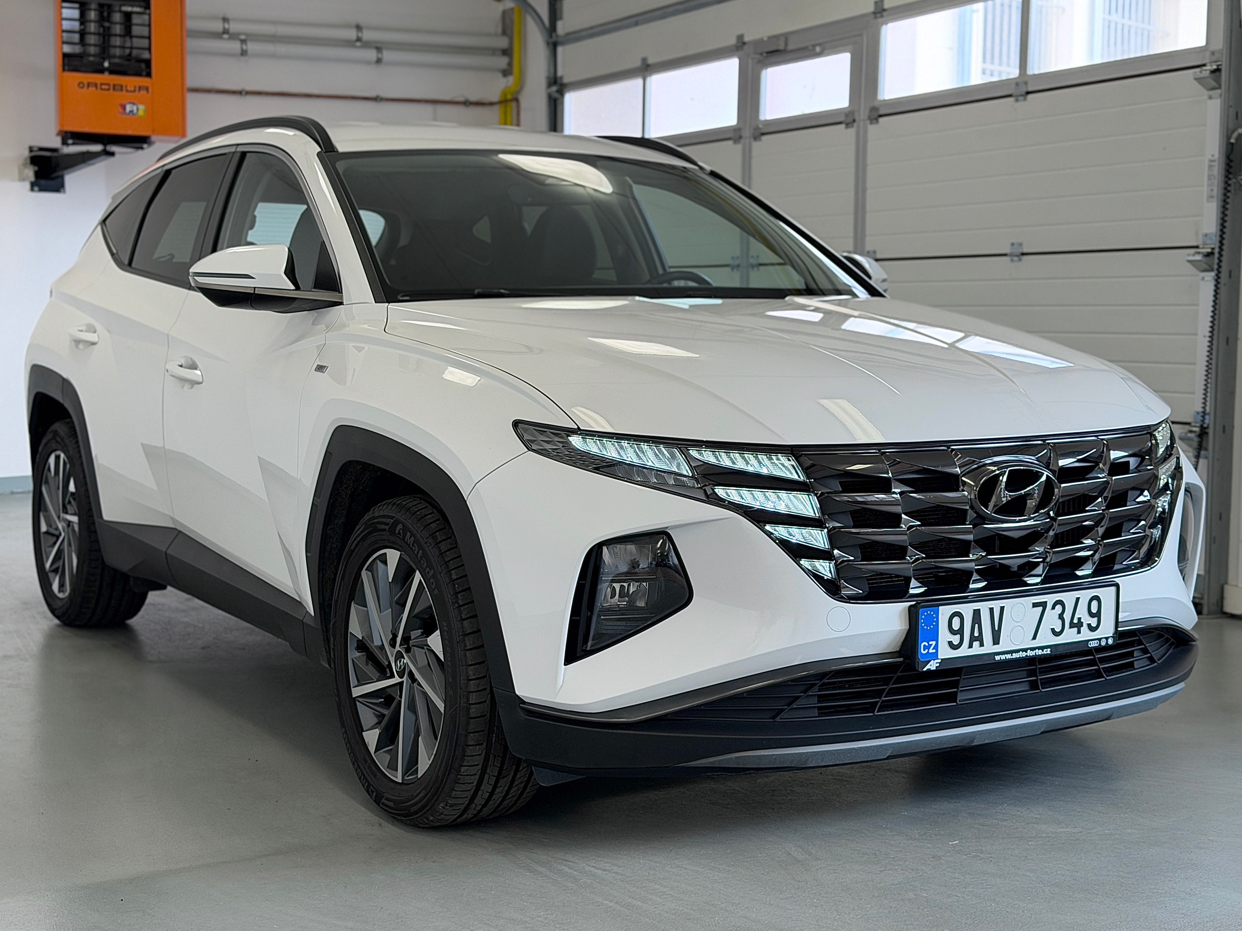 Hyundai Tucson, Select 1.6 T-GDI MHEV AT 110kW - fotka 4