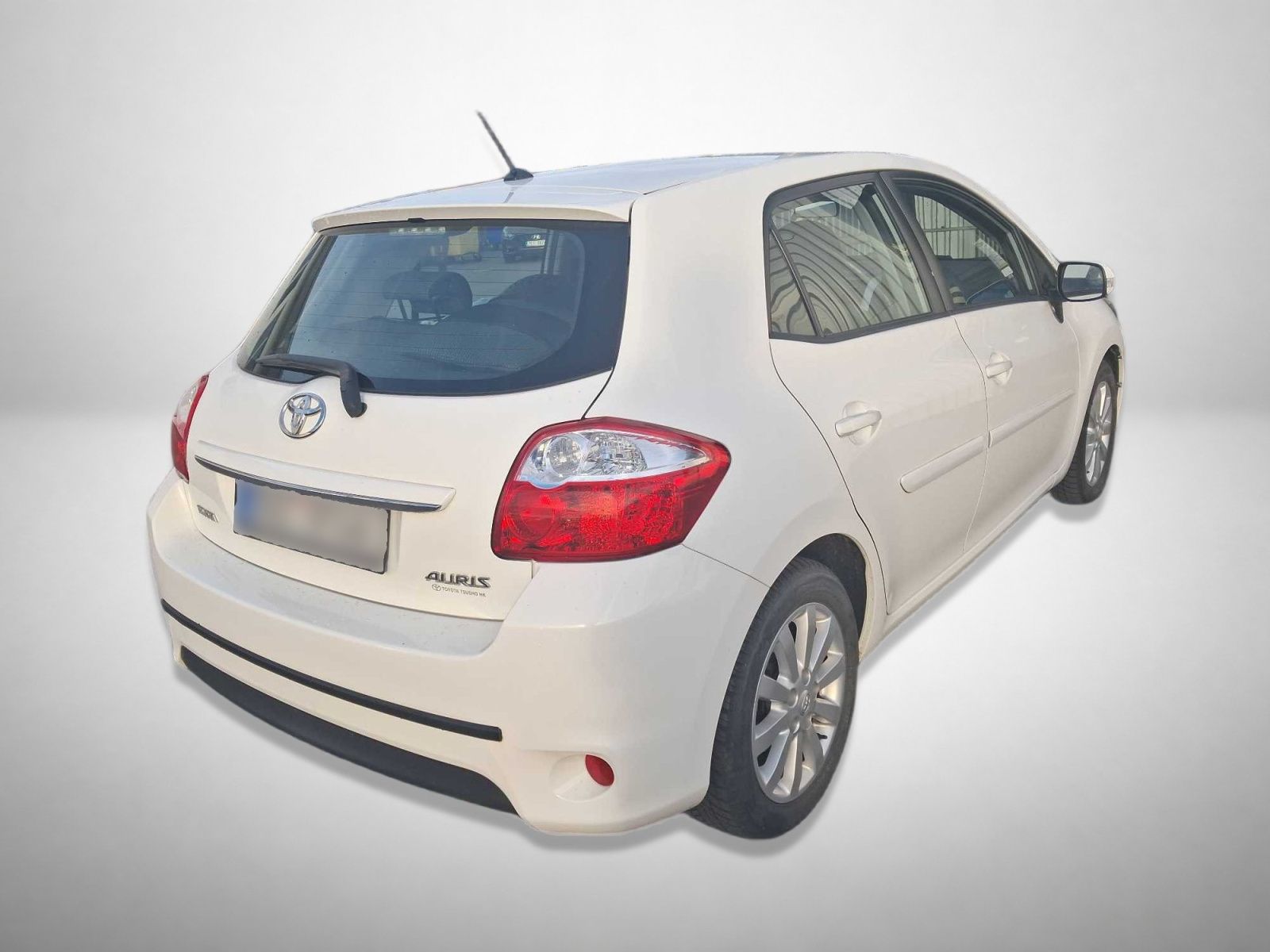 Toyota Auris, 1.6 Valvematic, Automat - fotka 2