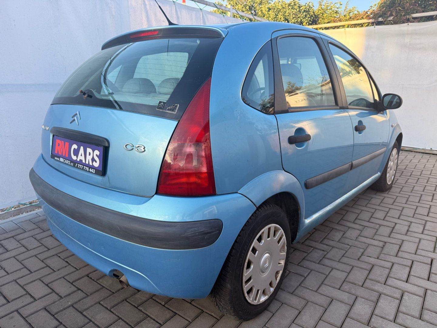 Citroën C3, 1,1i 44kW *STK 09/2028* - fotka 4