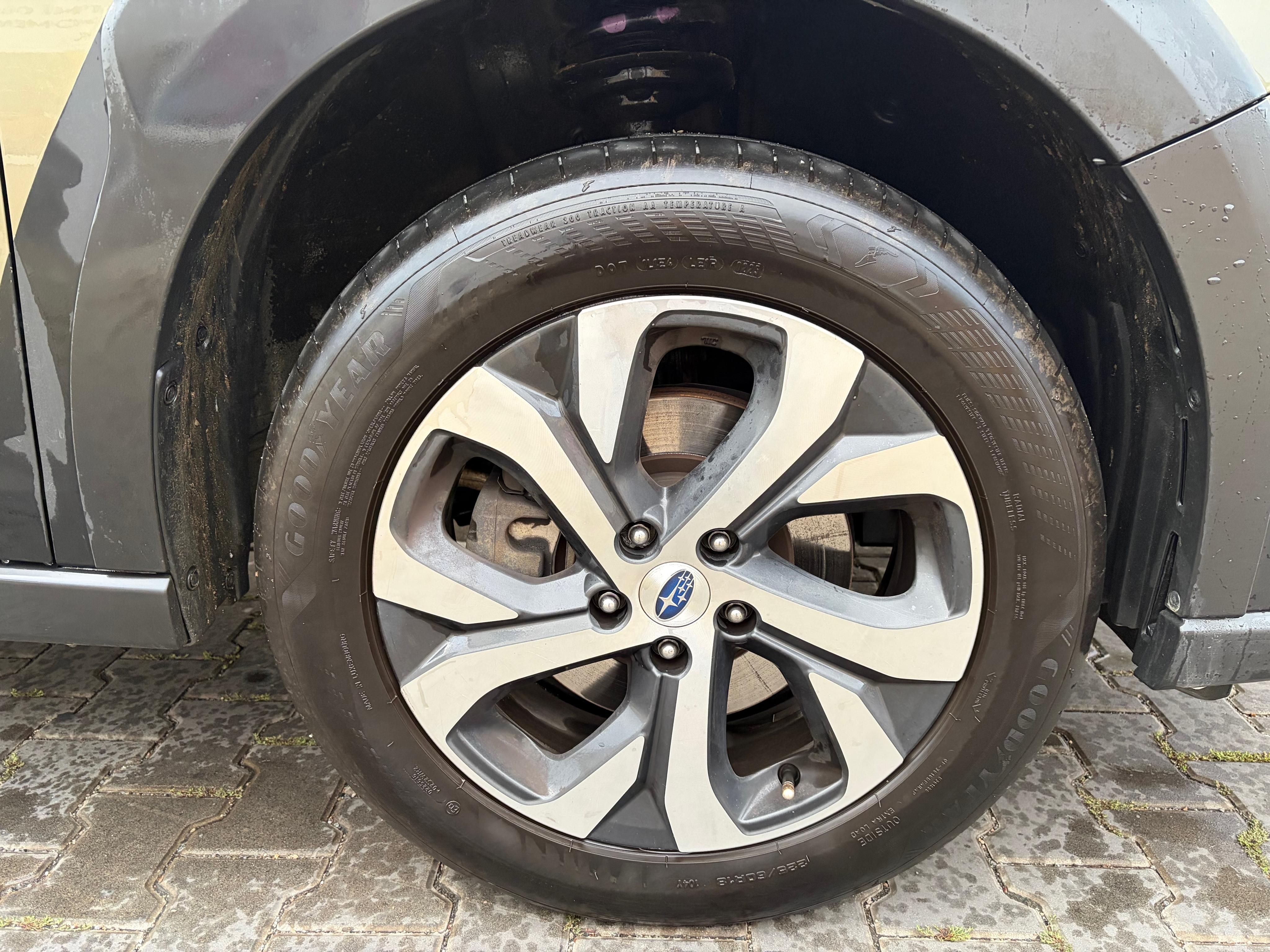 Subaru Outback, 2.5i-T AWD TOURING ES - fotka 6