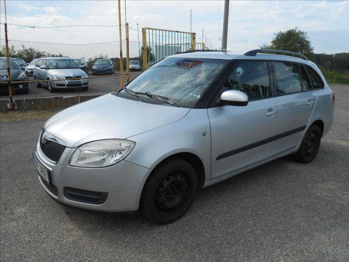 Škoda Fabia, 1,9 TDI 77 kW KLIMA Historie - fotka 2