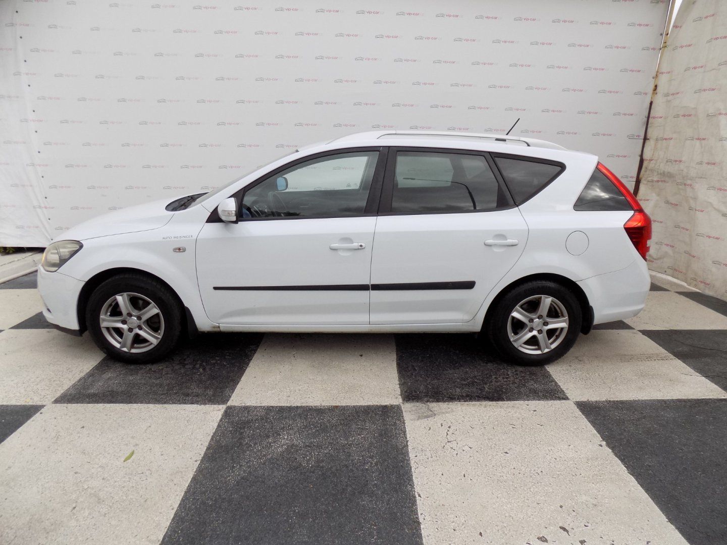 Kia Cee´d, 1.6GDi/2.Maj.ČR/Klimatizace/ - fotka 2