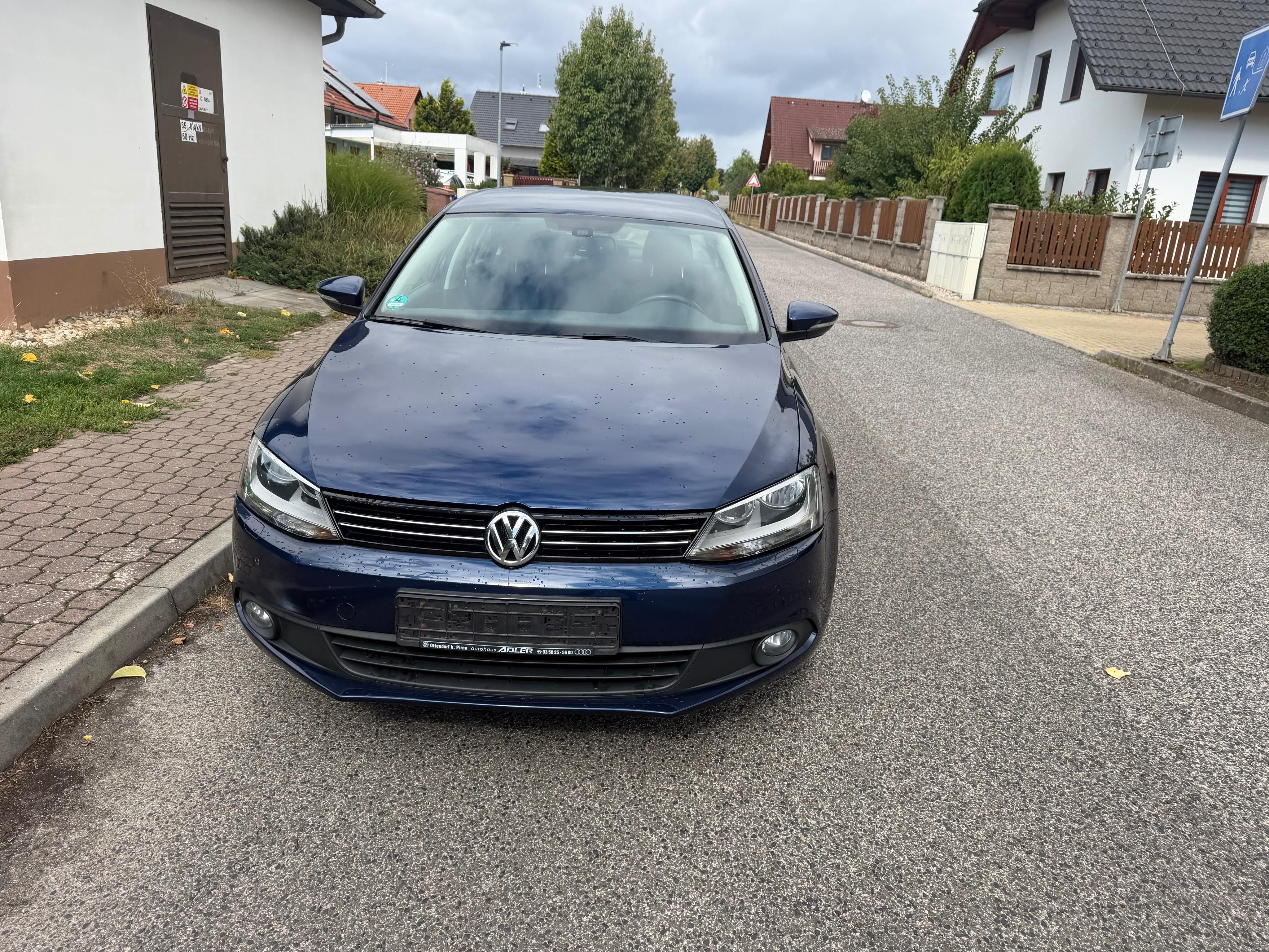 Volkswagen Jetta, 1,2TSi pravid. servis nová STK - fotka 6