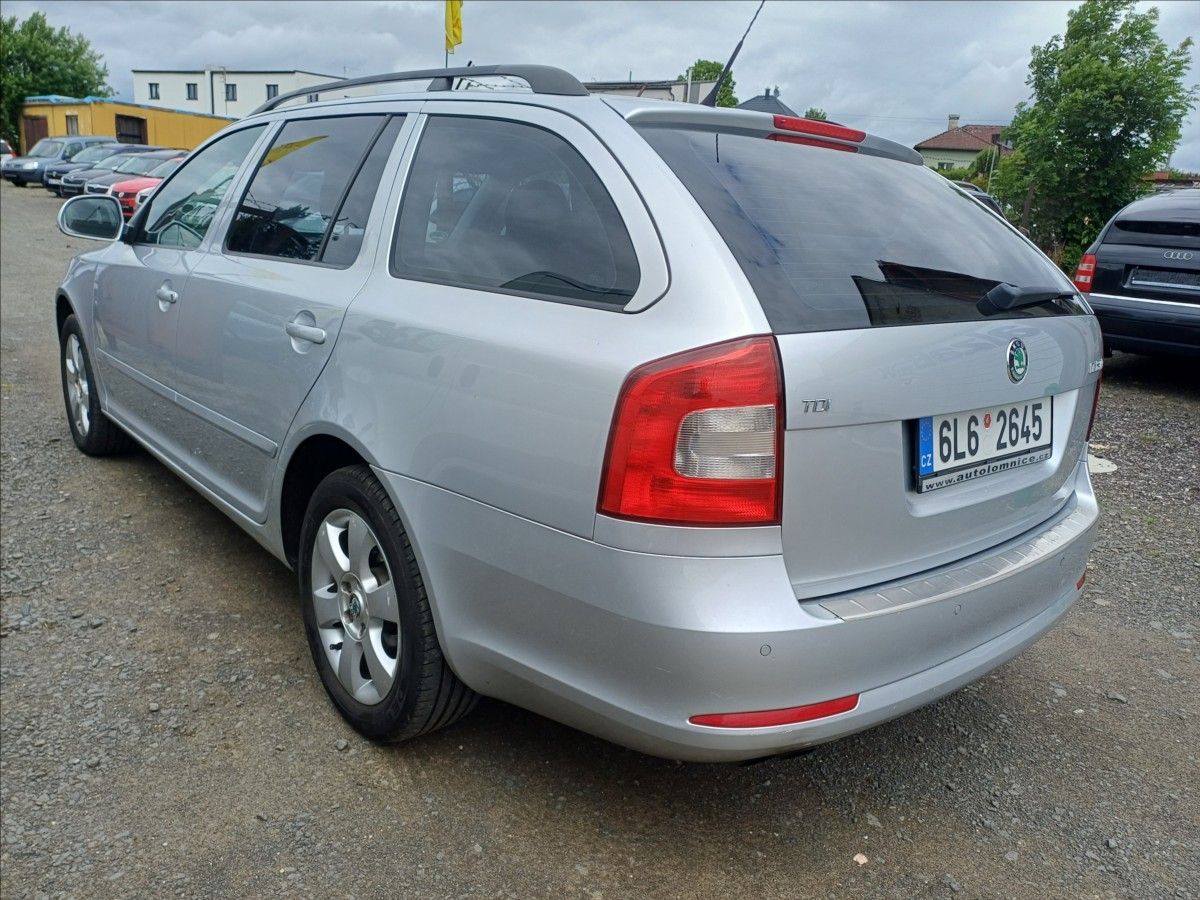 Škoda Octavia, 1,9 TDI  kombi - fotka 4