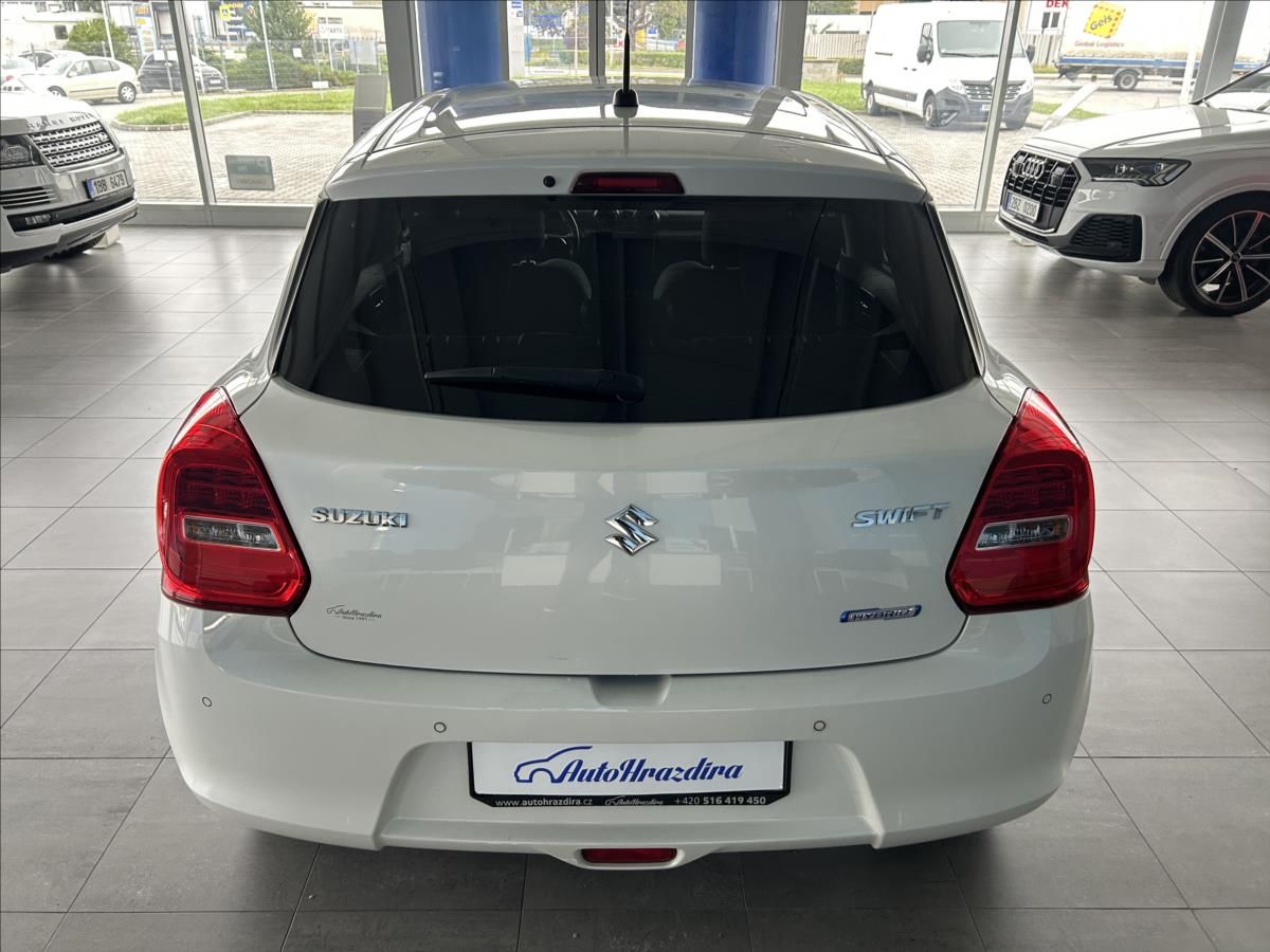 Suzuki Swift, 1,2   HYBRID,AUTOMAT,1.MAJ,ČR - fotka 5
