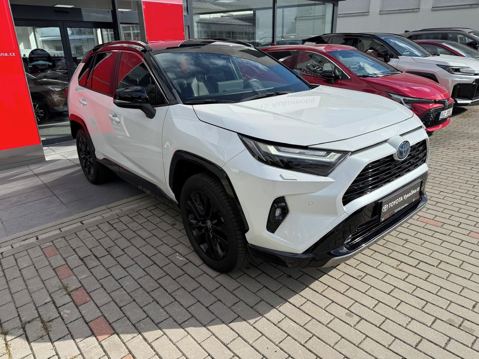 Toyota Rav4, 2.5HEV 4x4 Selection 222PS - fotka 3