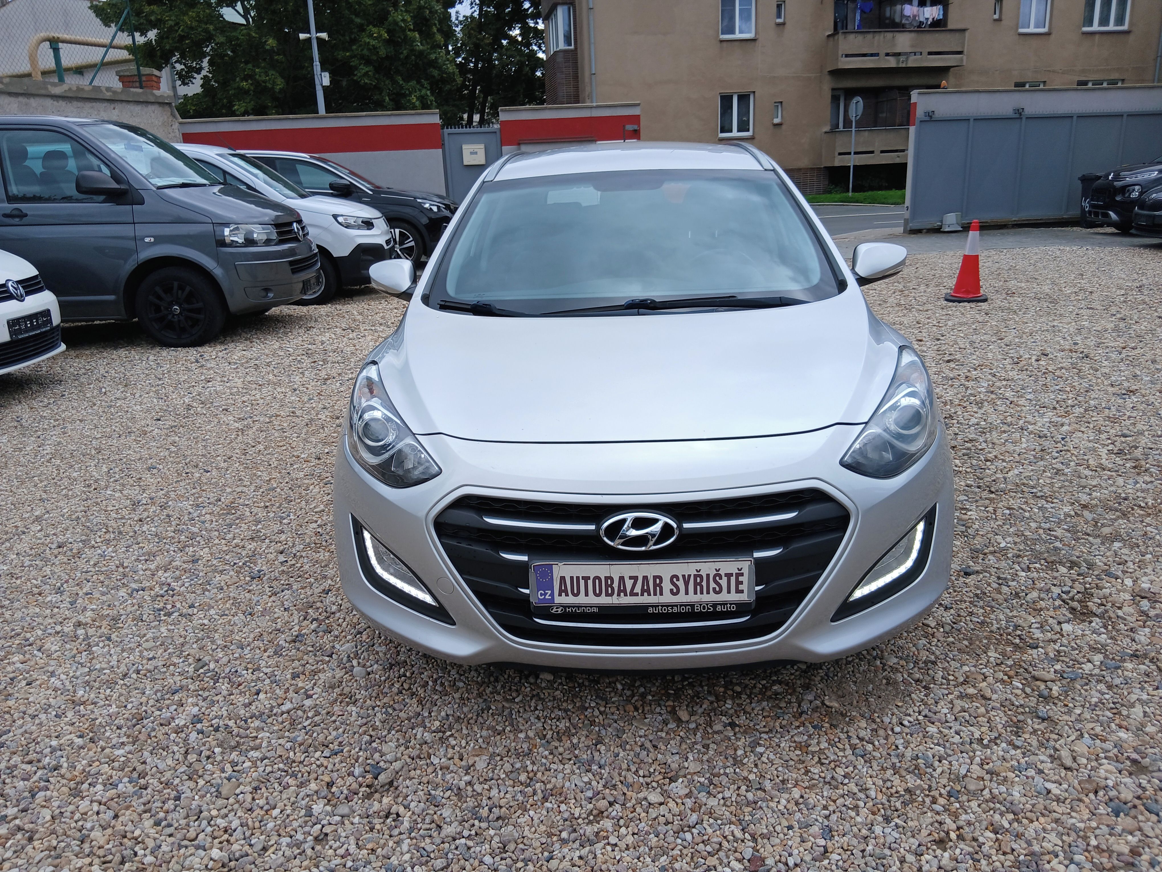Hyundai i30, 1.6CRDi 81KW GW DPH, ČR S.Knih - fotka 2