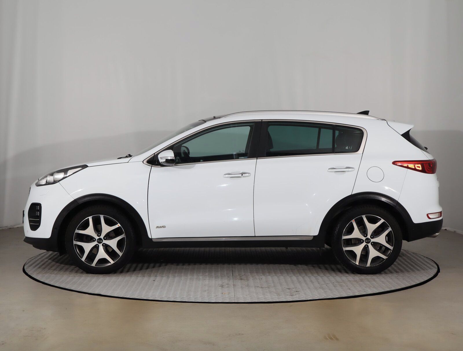 Kia Sportage, 1.6 T-GDI, 4X4, Automat - fotka 3