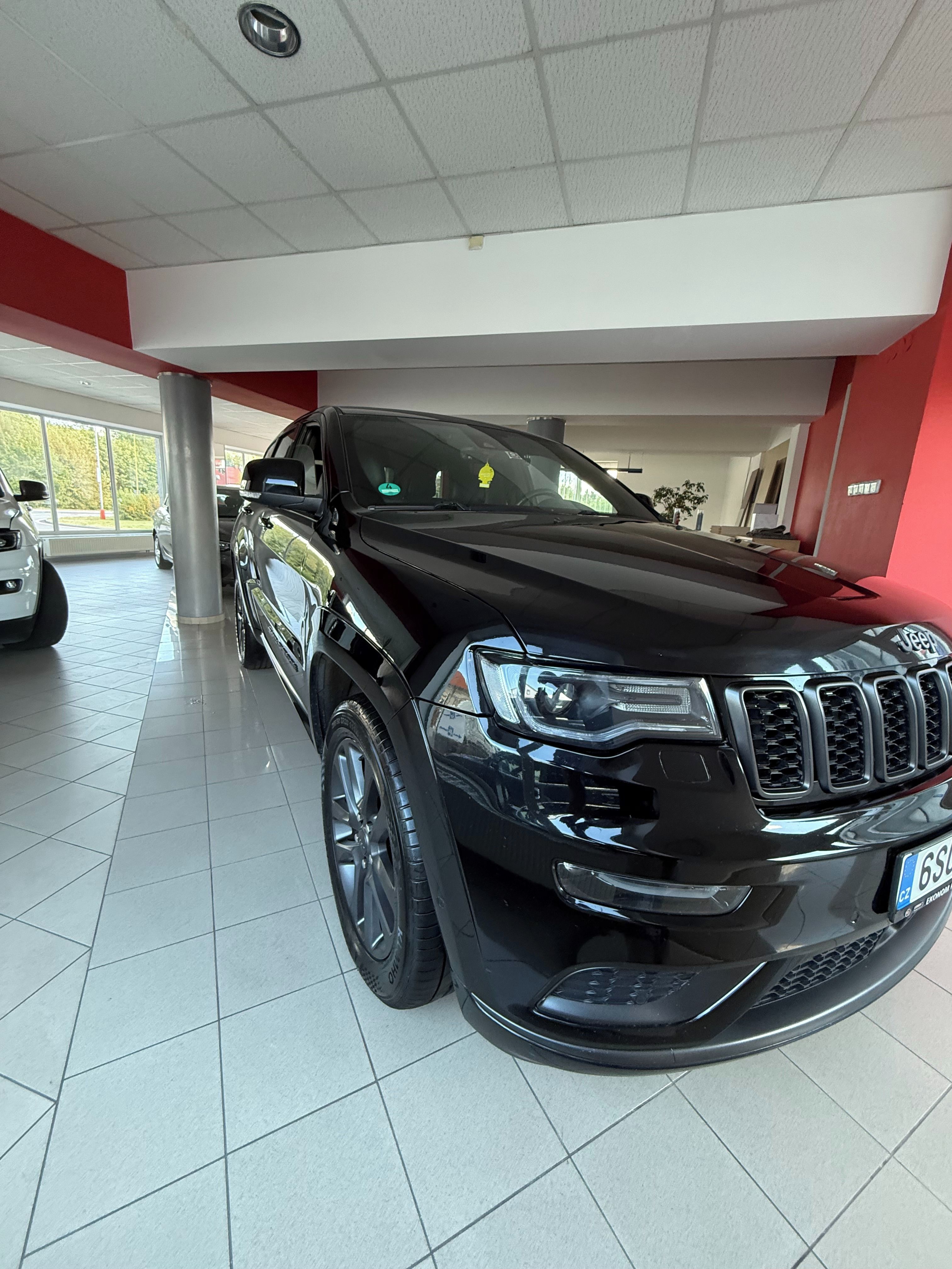 Jeep Grand Cherokee - fotka 5