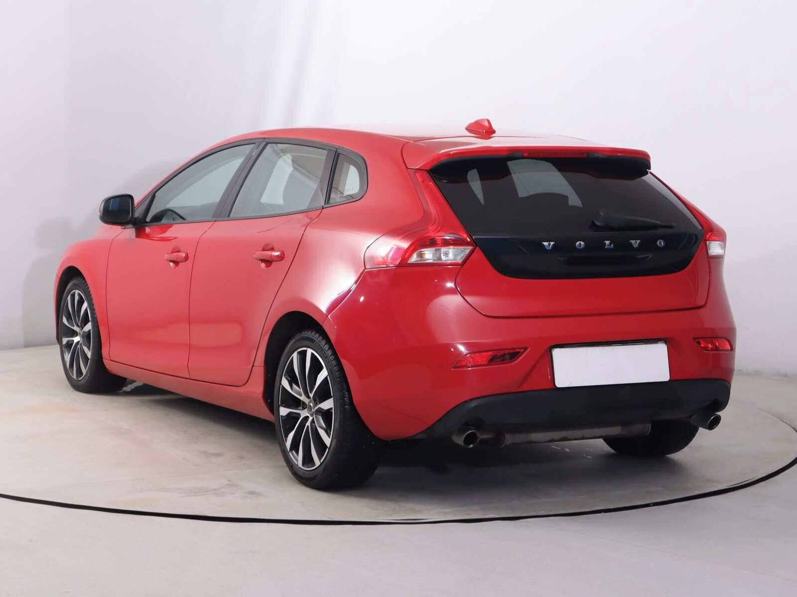 Volvo V40, 1.5 T3, Automat, Serv.kniha - fotka 4