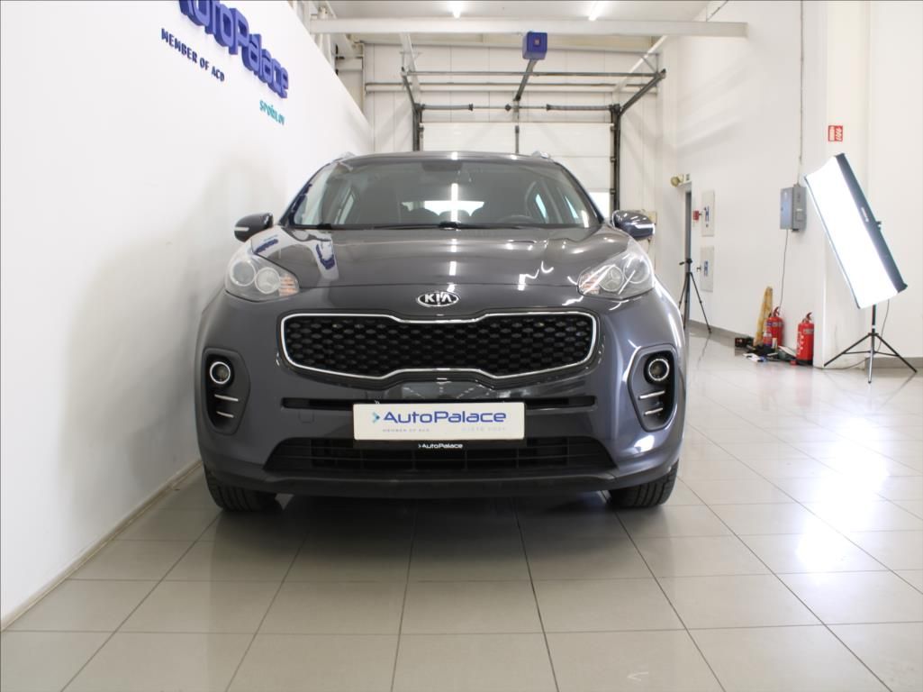 Kia Sportage, 1,6 GDI 97kW 99tkm. 1.maj.ČR - fotka 2