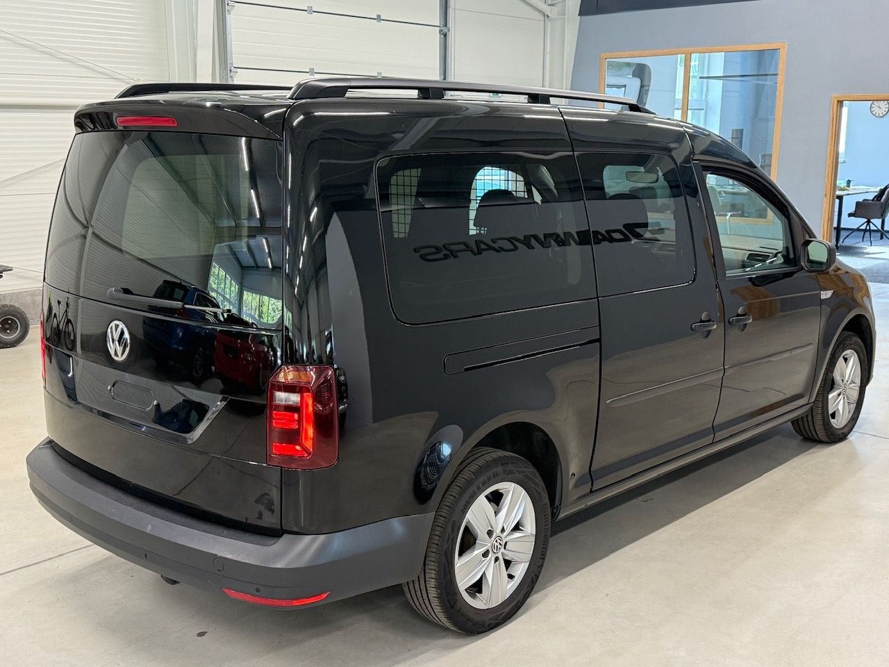 Volkswagen Caddy, Maxi 2.0TDI, BI-XENON, NAVI - fotka 4