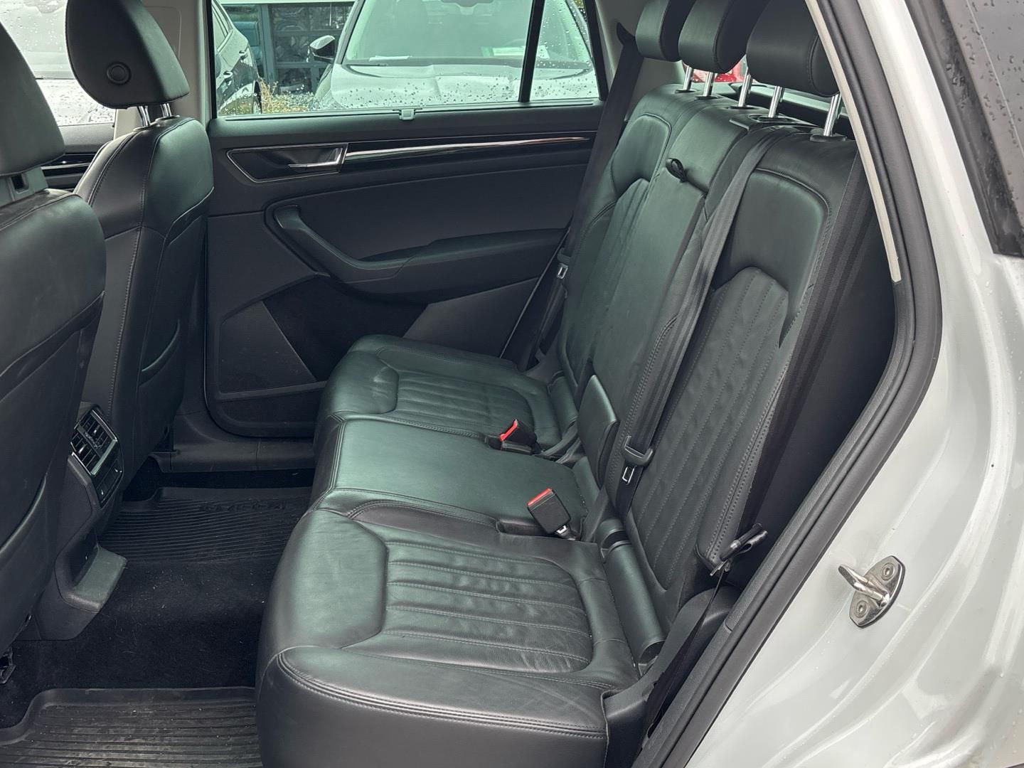 Škoda Kodiaq, 2.0 TDI DSG / 147 kW Laurin&Kl - fotka 6