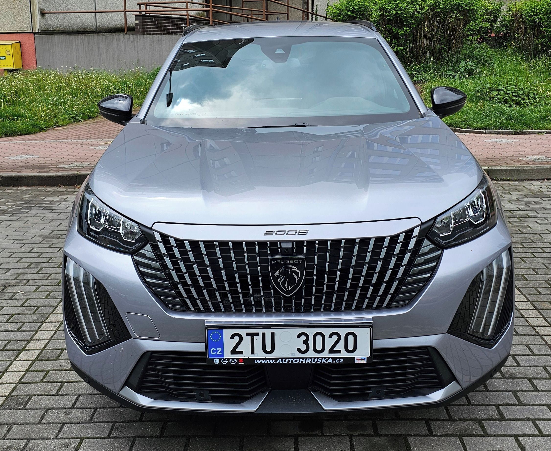 Peugeot 2008, 1.2 Puretech 74kw (Allure)