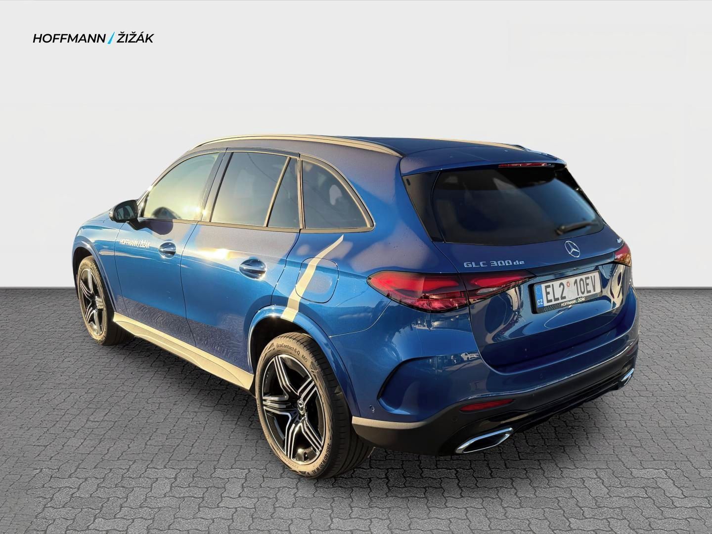 Mercedes-Benz GLC, GLC 300 de 4MATIC - fotka 3