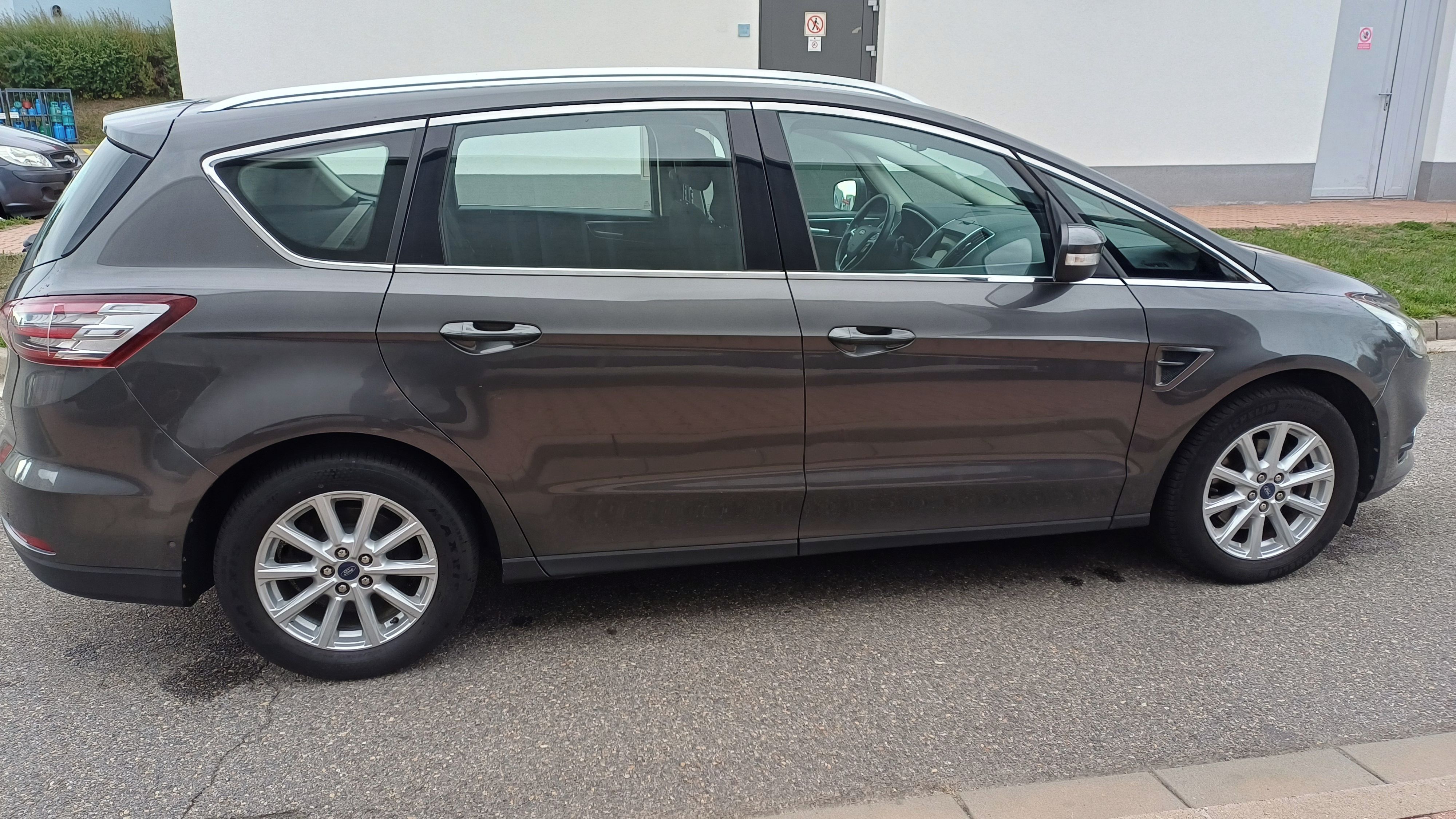 Ford S-MAX, 1.5 EcoBoost BUSINESS - fotka 5