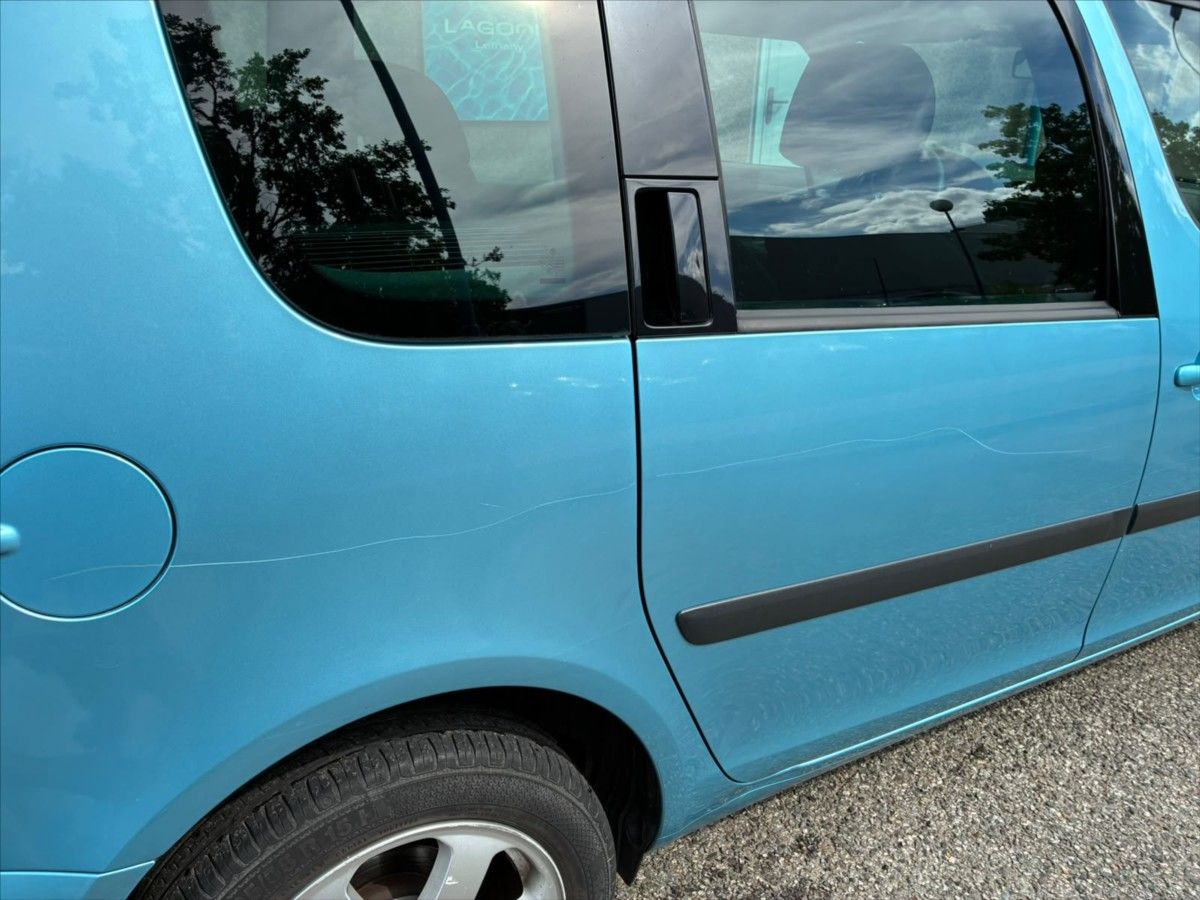 Škoda Roomster, 1,4 TSi Ambition Plus Edition - fotka 5