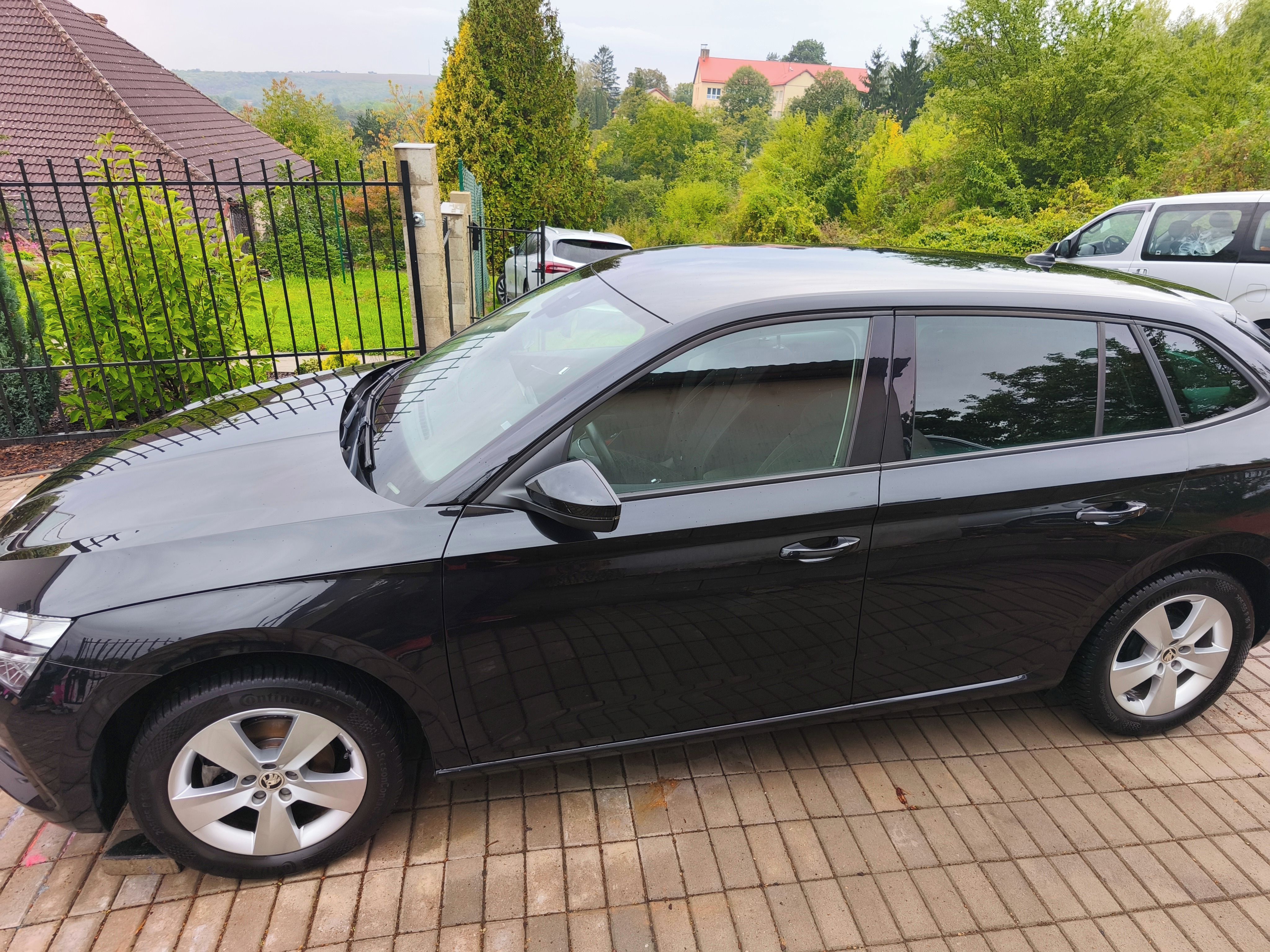 Škoda Scala, 1.0 TSI 81kw Full Led,NaVi,DPH - fotka 5