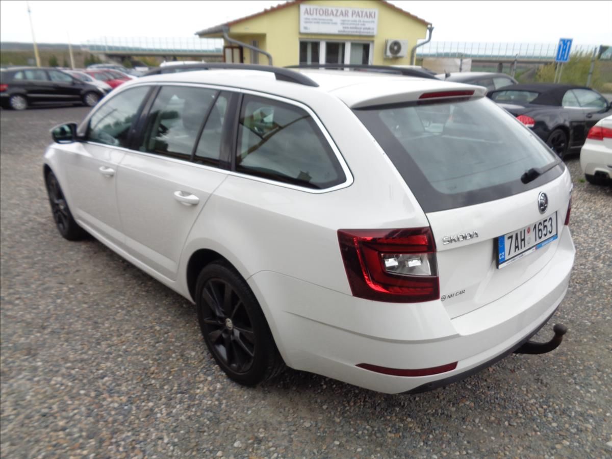 Škoda Octavia, 2,0 - fotka 5