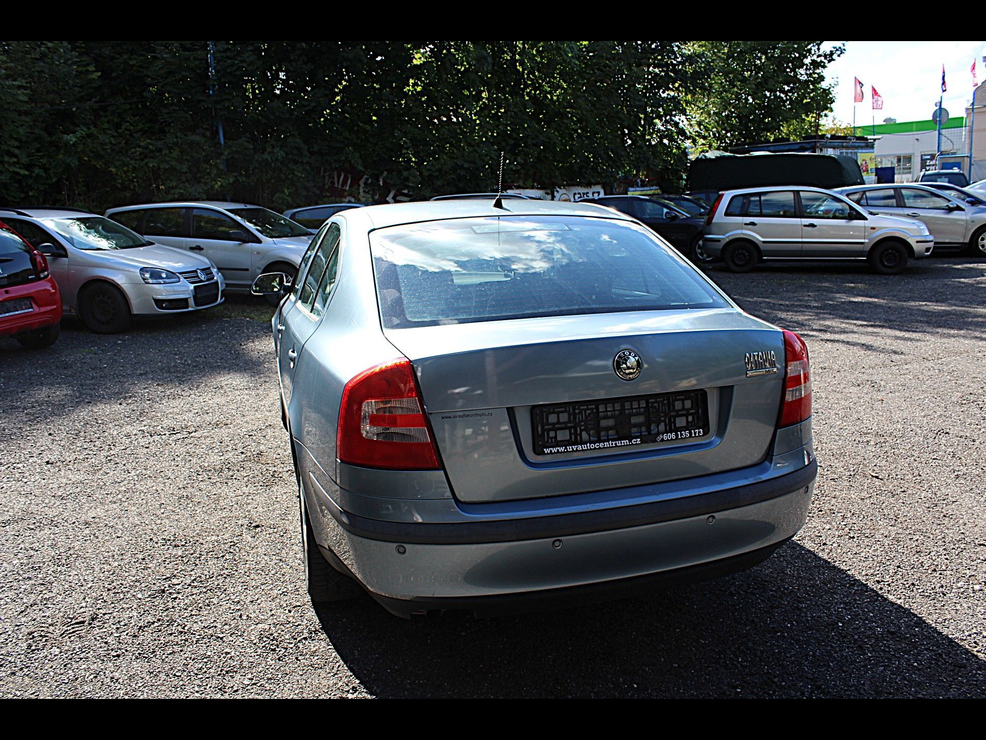 Škoda Octavia, II. 1.6 MPi Elegance - fotka 5