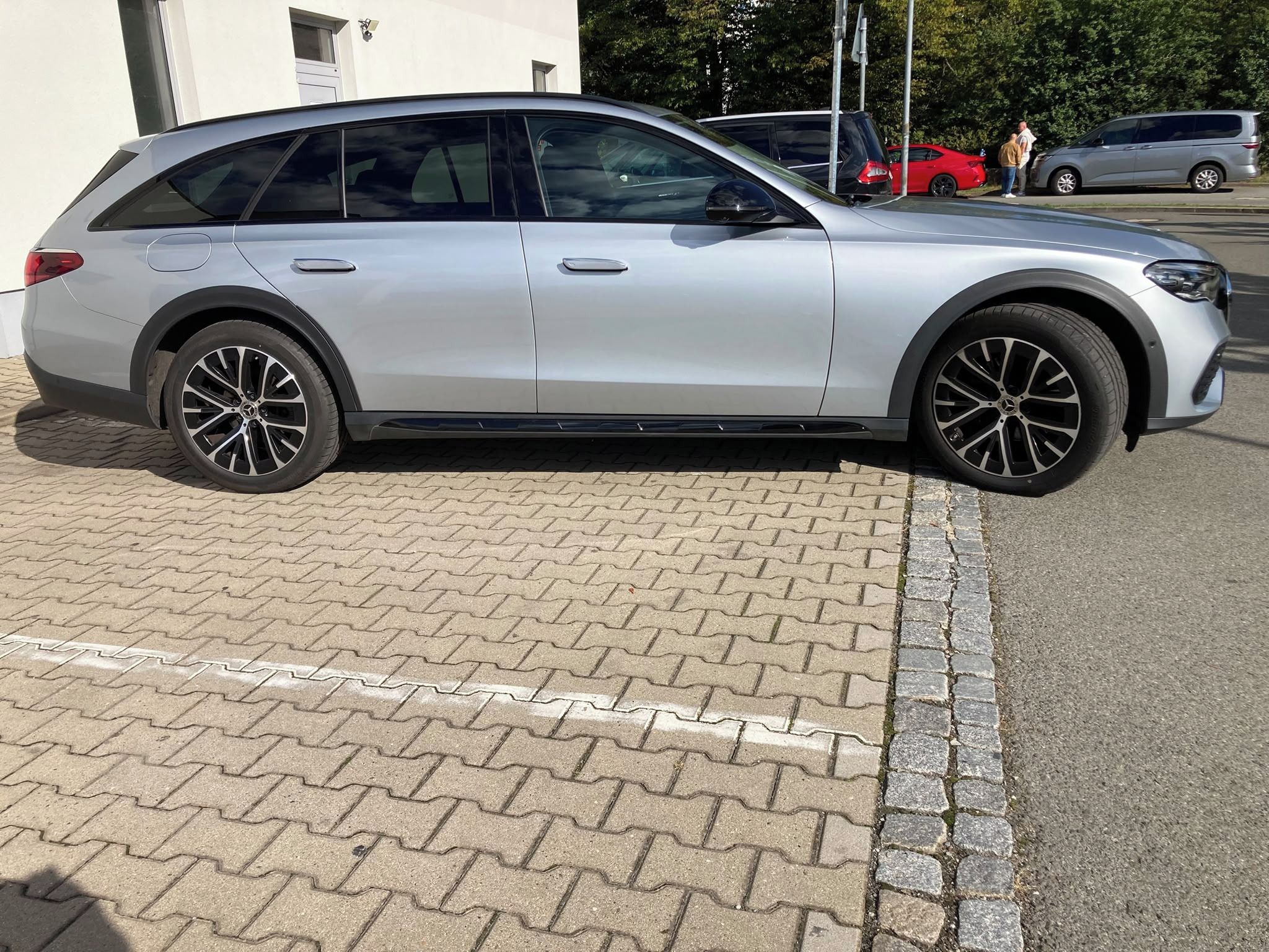 Mercedes-Benz Třídy E, 220 D 145 kW 4M ALLTERRAIN - fotka 4