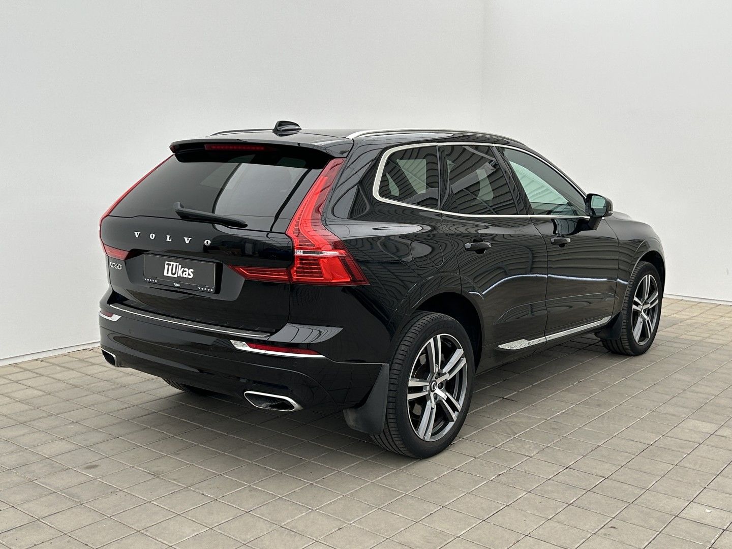 Volvo XC60, 2.0D4 140kW 4x4  INSCRIPTION - fotka 5