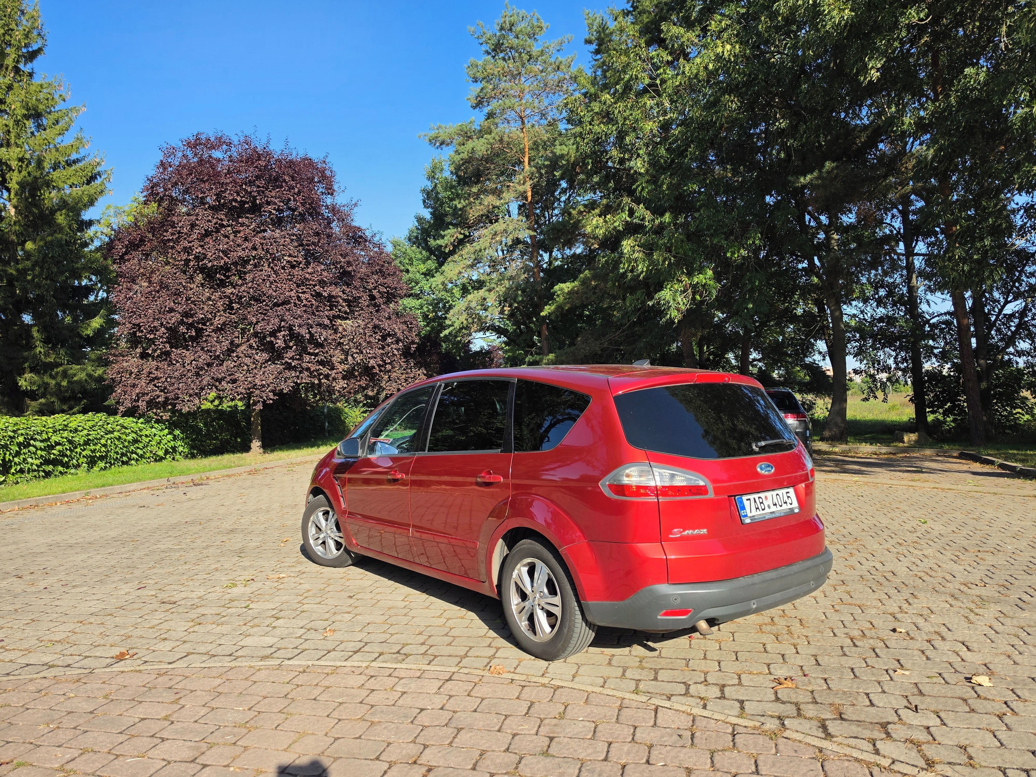 Ford S-MAX, 2,0 TDCI Titanium, aut. - DPH - fotka 4