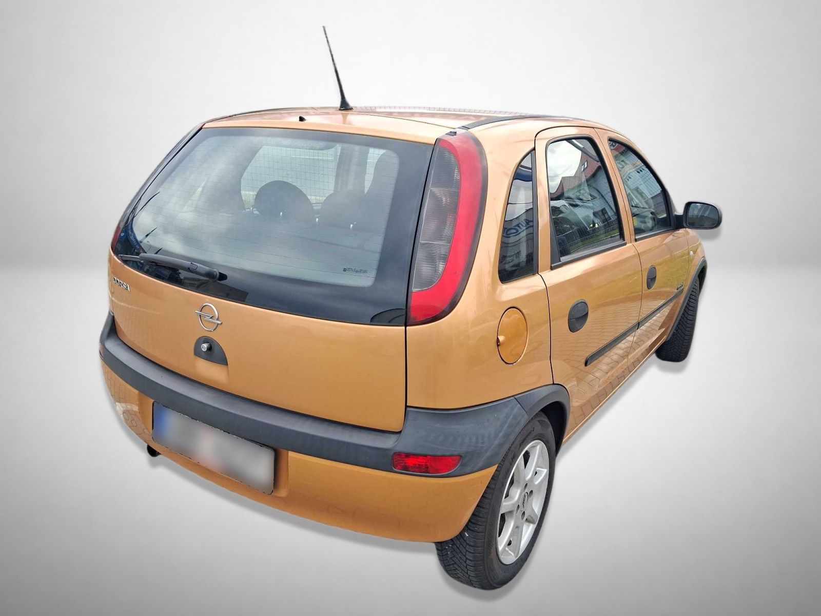 Opel Corsa, 1.0, po STK, oblíbený vůz - fotka 2