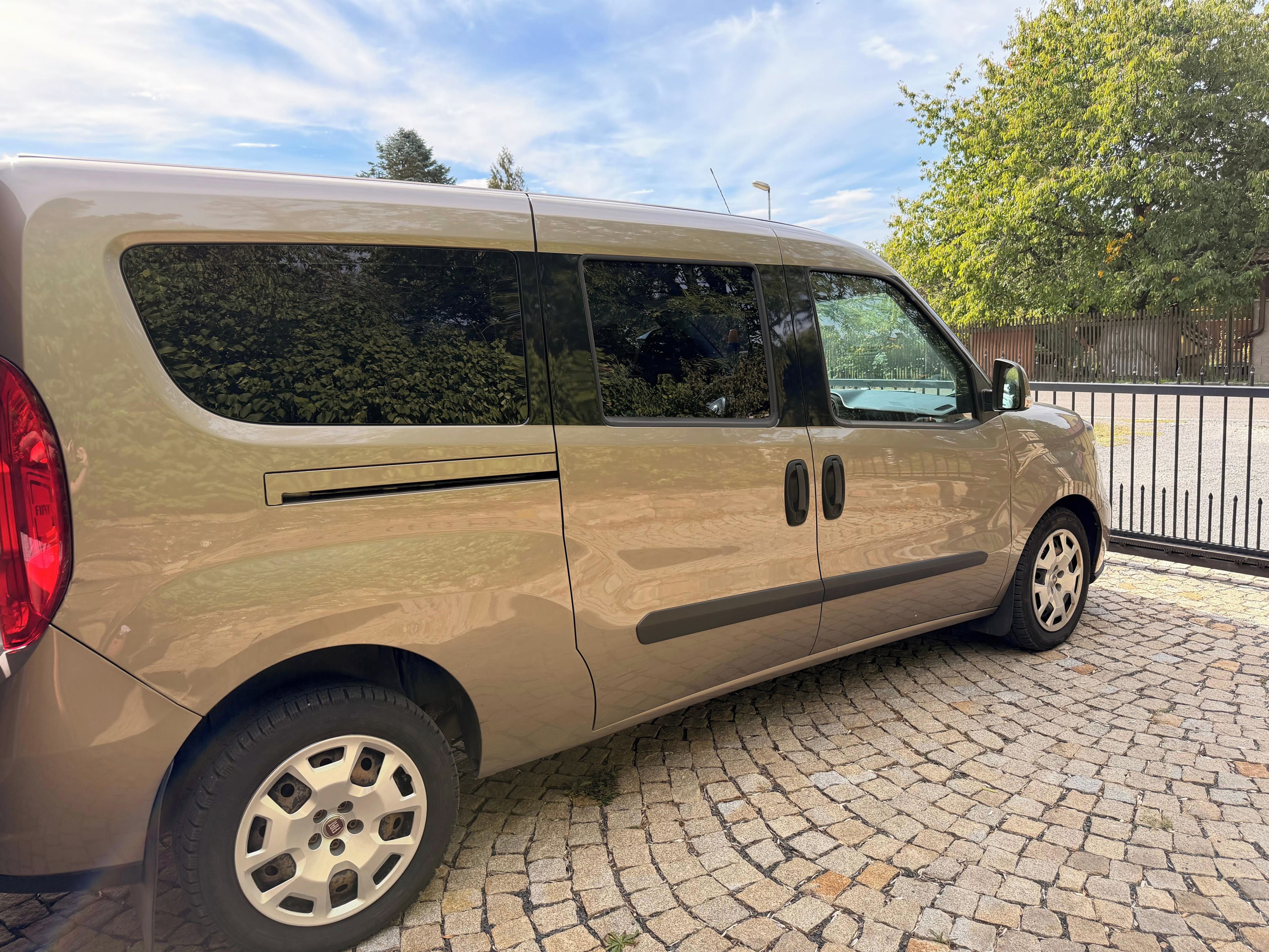 Fiat Dobló, 1.6 MultiJet - 1. majitel - fotka 4