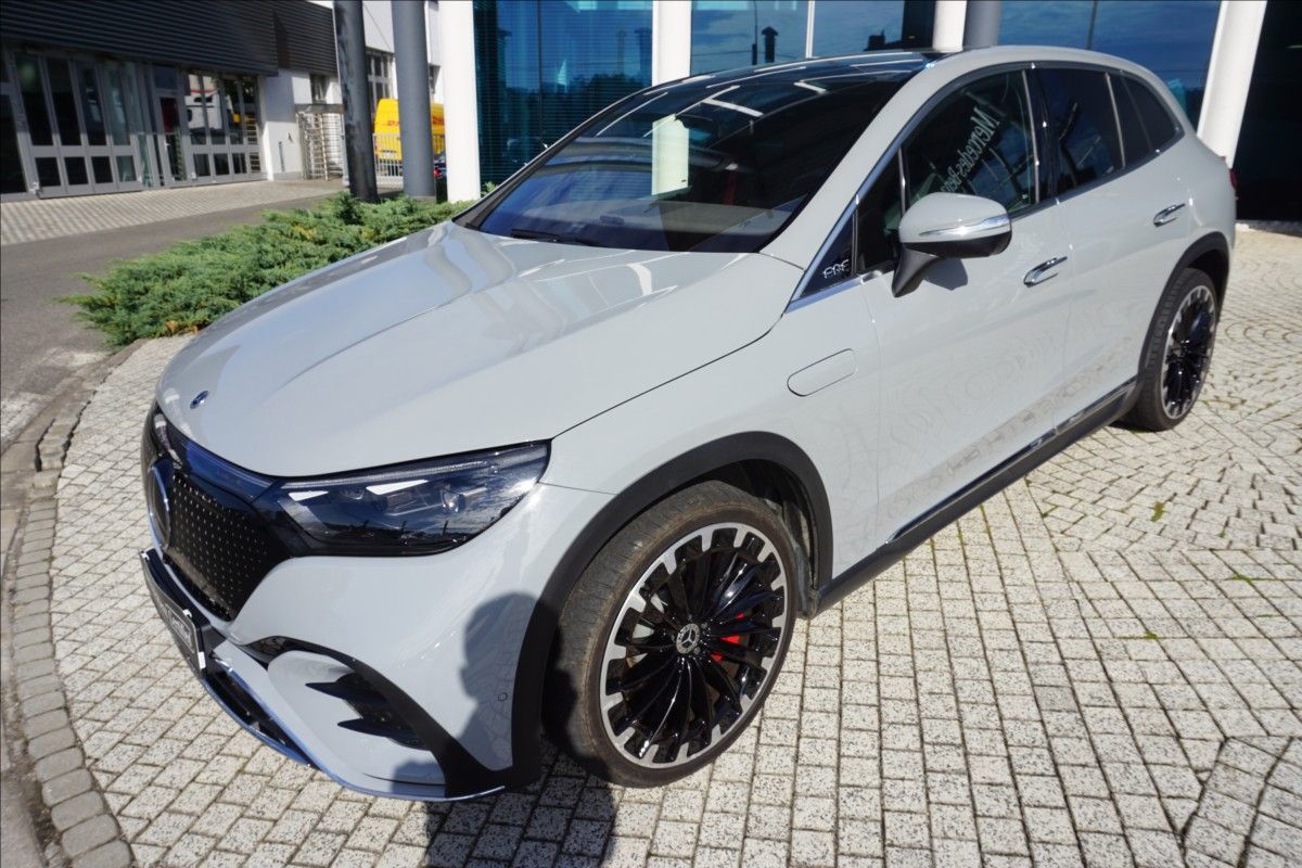 Mercedes-Benz EQE, 0,0 350 4M  350 4M SUV - fotka 3