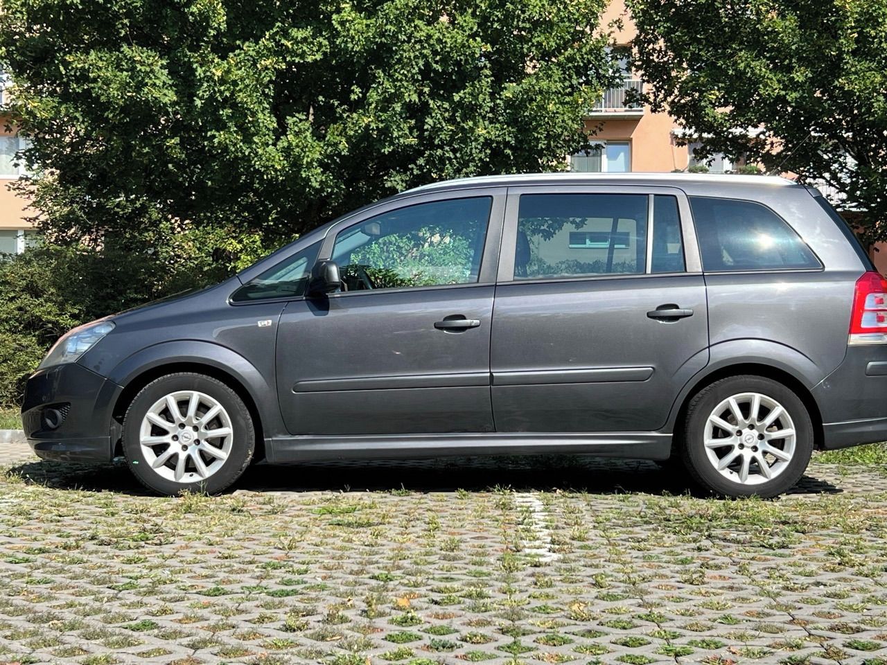 Opel Zafira, Opel Zafira 1,7 CDTi 92kW - fotka 3